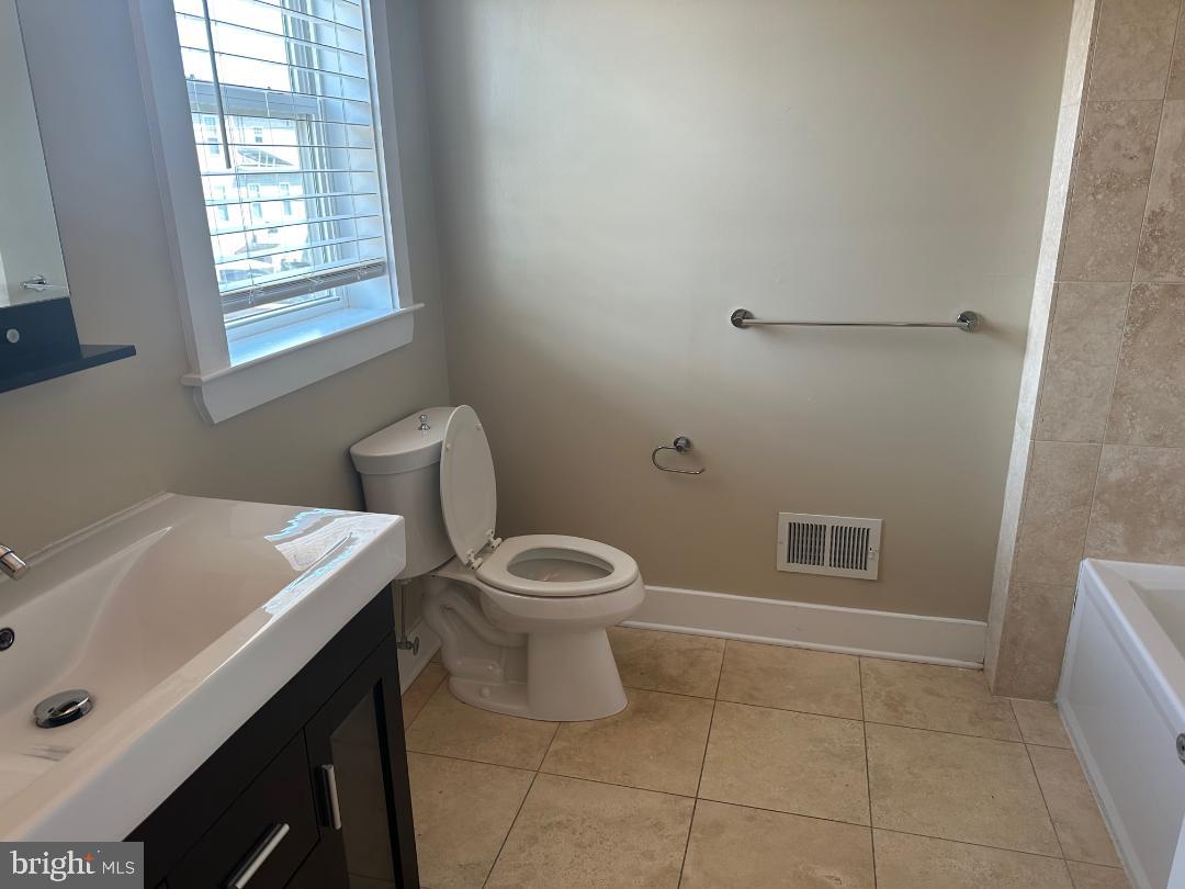 WASHINGTON SQ WEST - Residential Lease