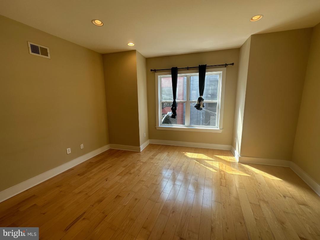 WASHINGTON SQ WEST - Residential Lease
