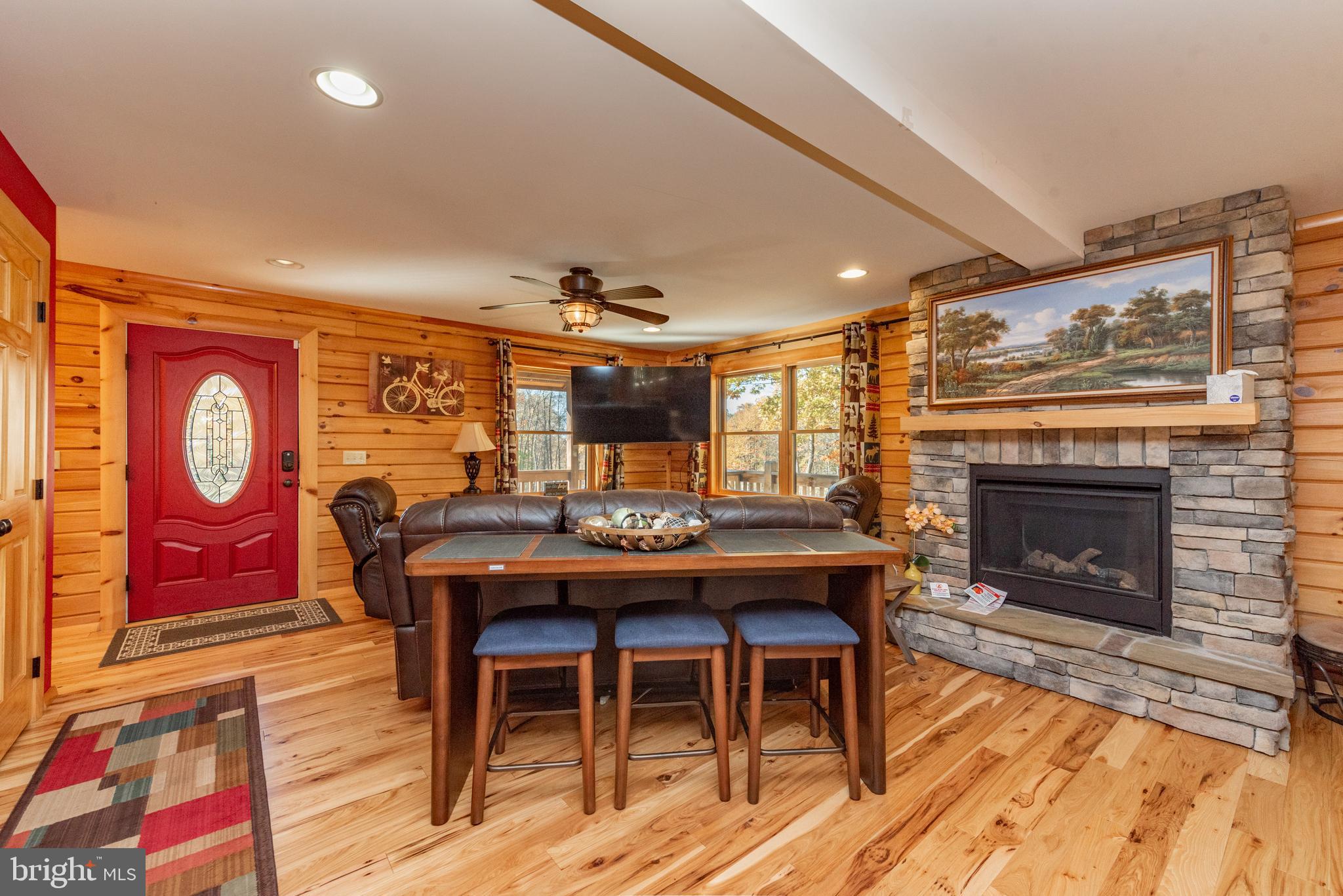 LODESTONE - Residential