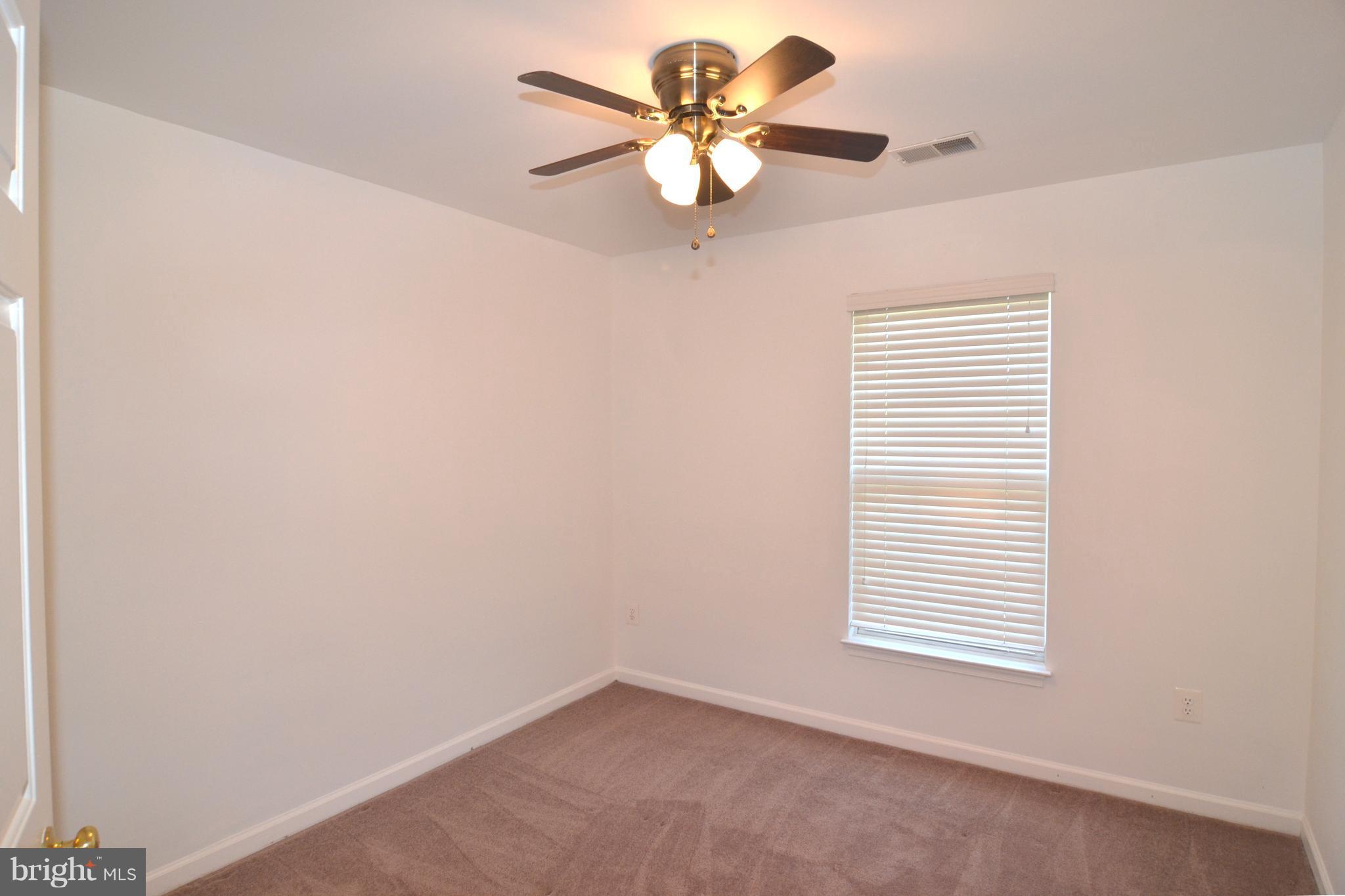 ROSEDALE ESTATES II-PLAT - Residential Lease