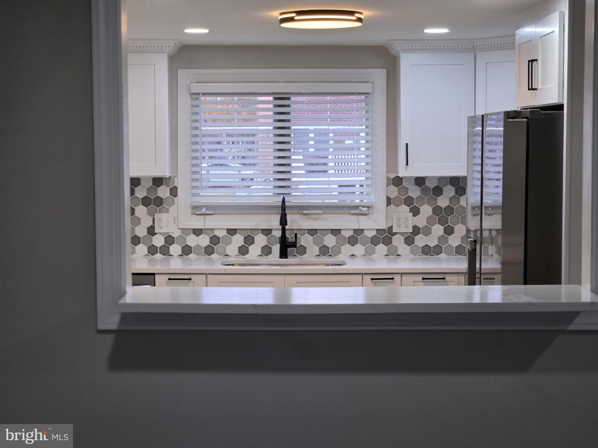 FOX RIDGE MANOR - Residential