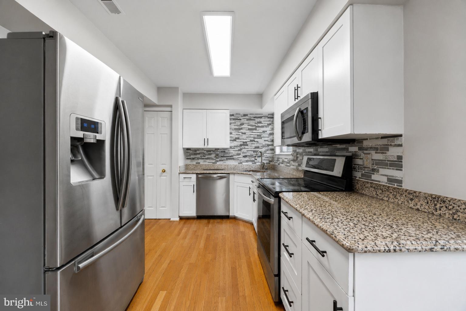 WOODLAND VILLAGE - Residential