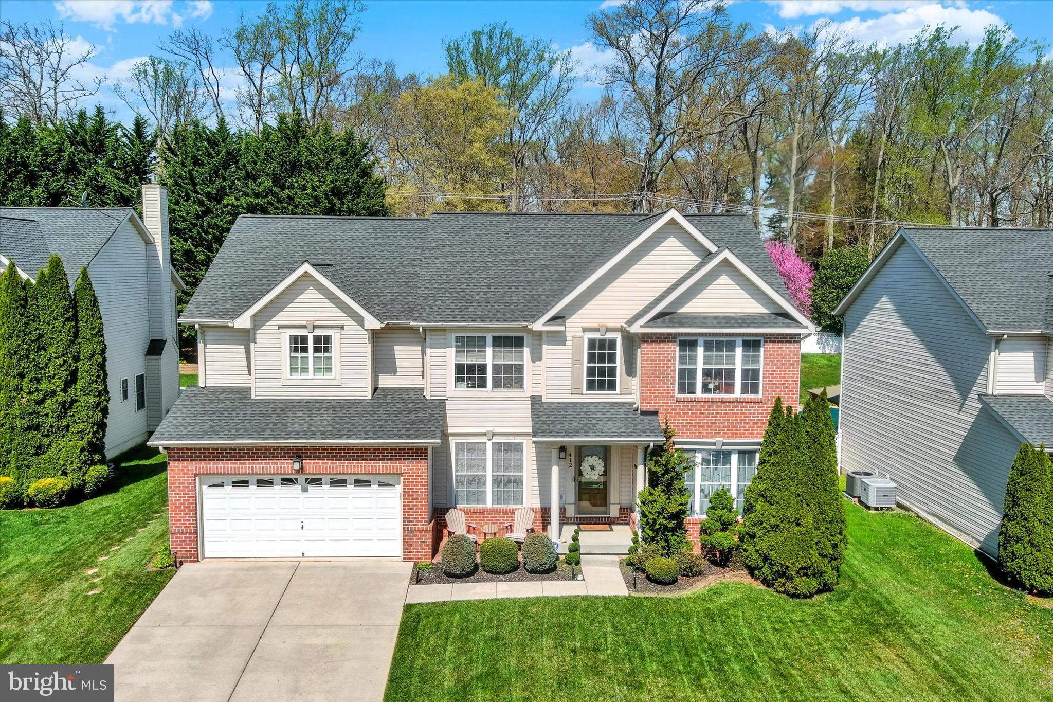 WEST VALLEY OAKS - Residential