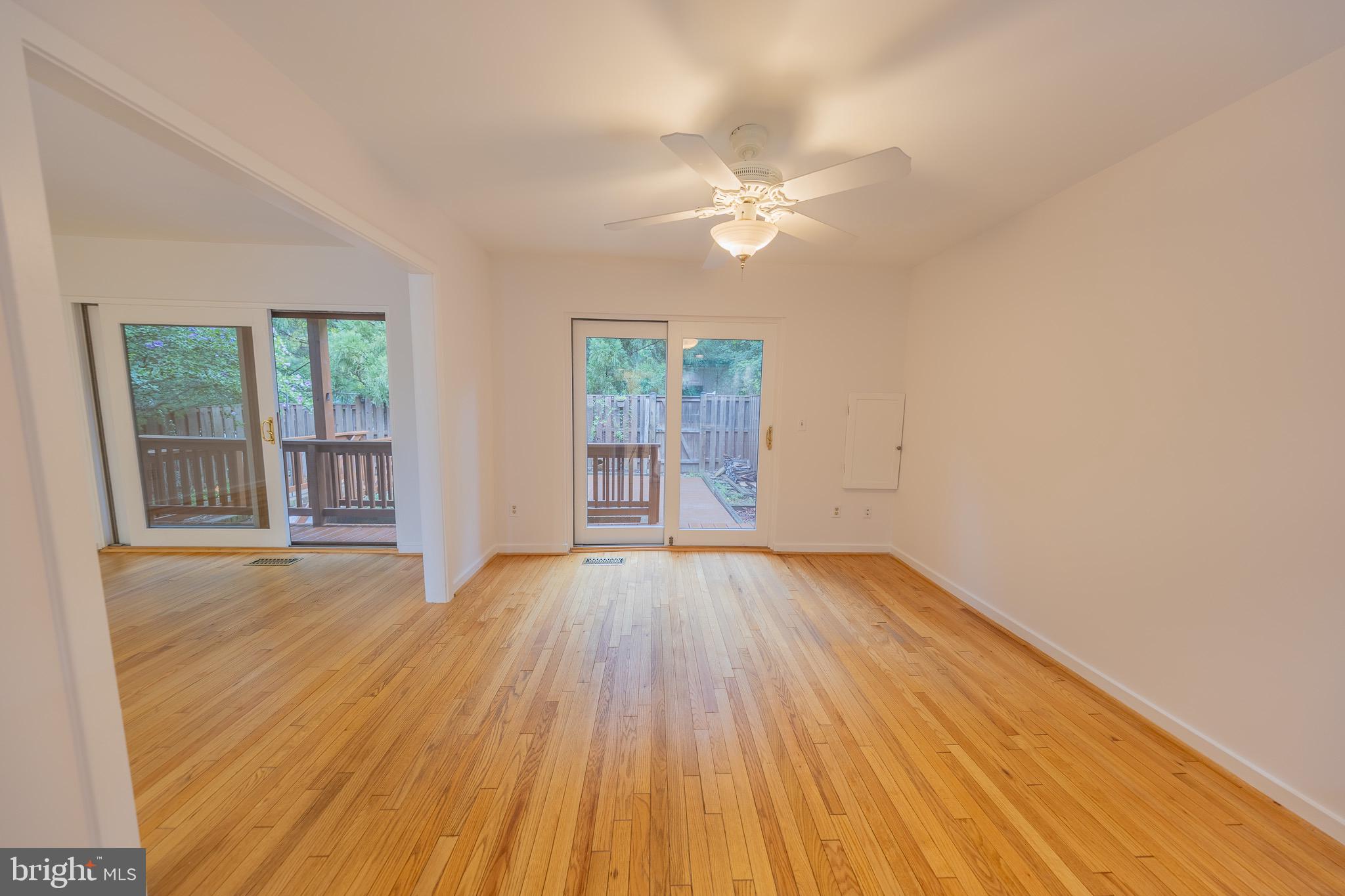 CEDAR COVE - Residential