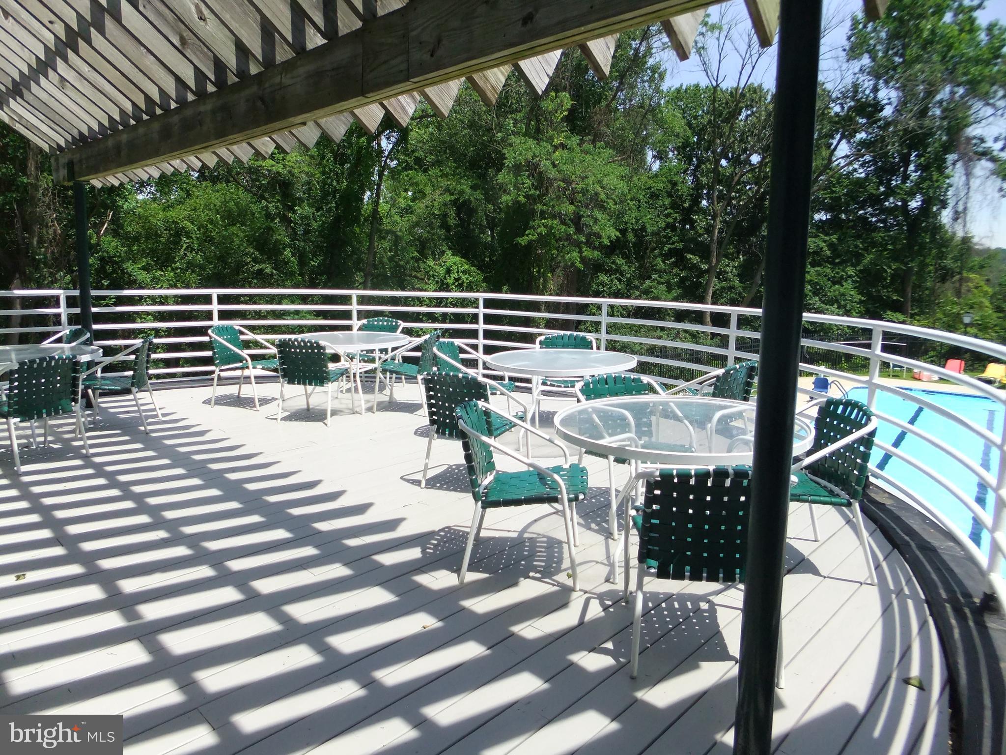 OAK HILL ESTATES - Residential Lease
