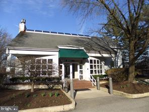 OAK HILL ESTATES - Residential Lease