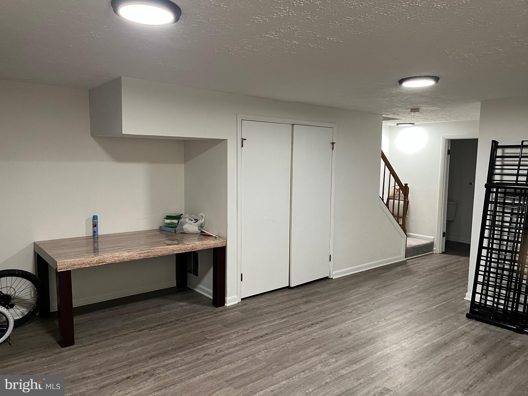FORESTVILLE PARK - Residential