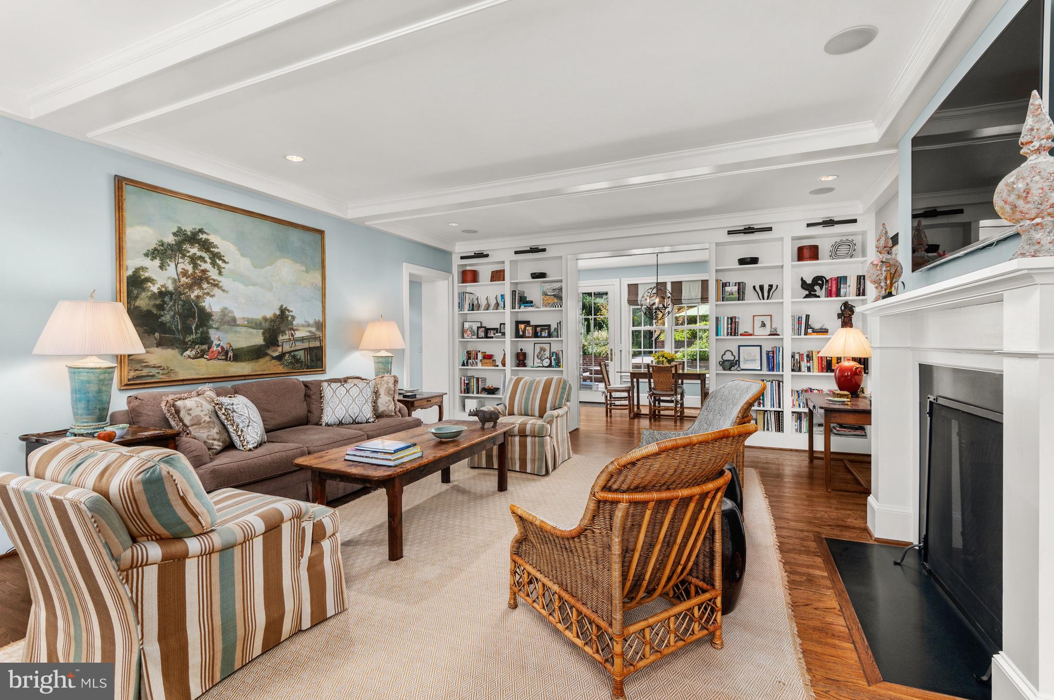 WESLEY HEIGHTS - Residential
