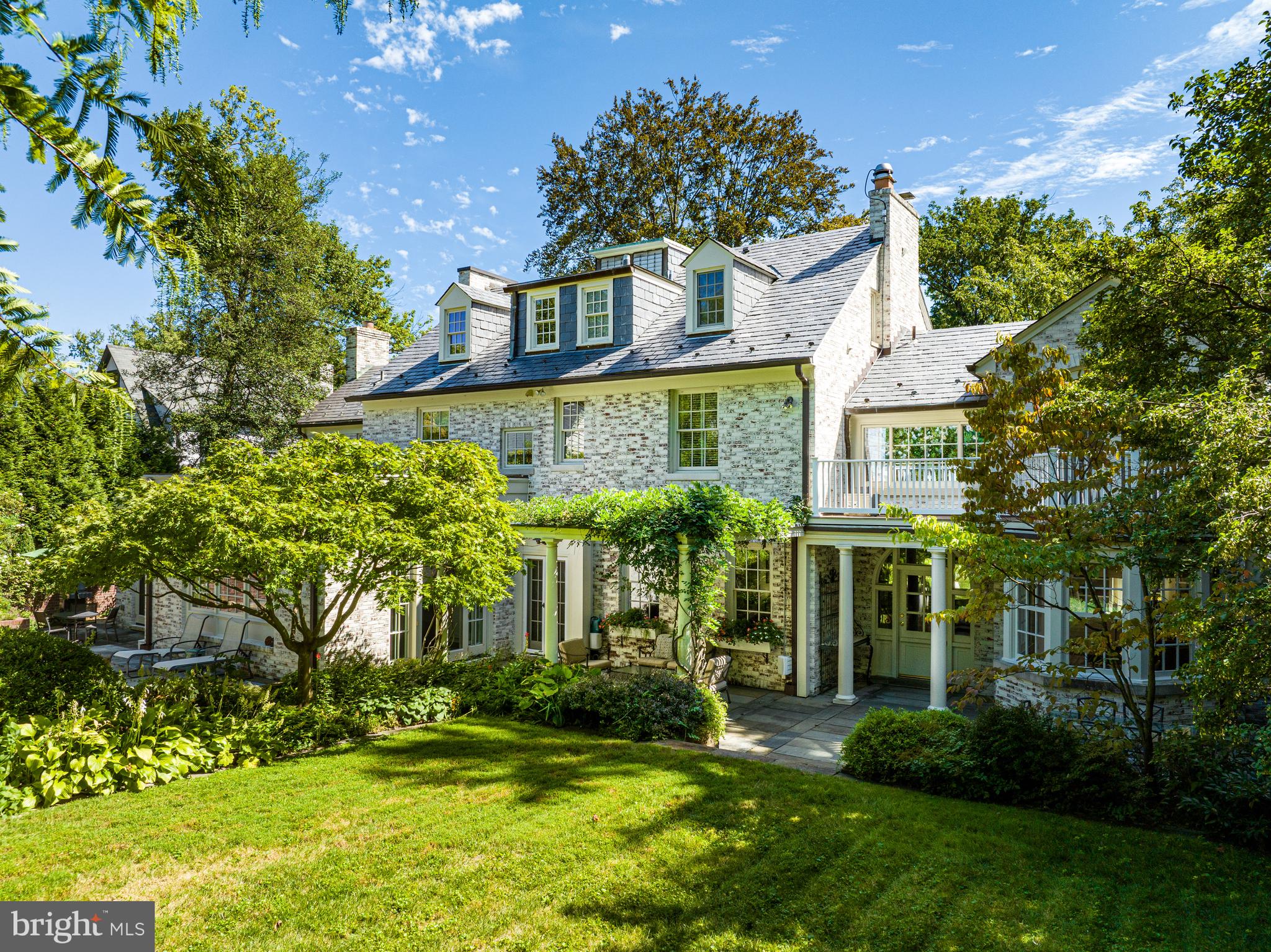 WESLEY HEIGHTS - Residential