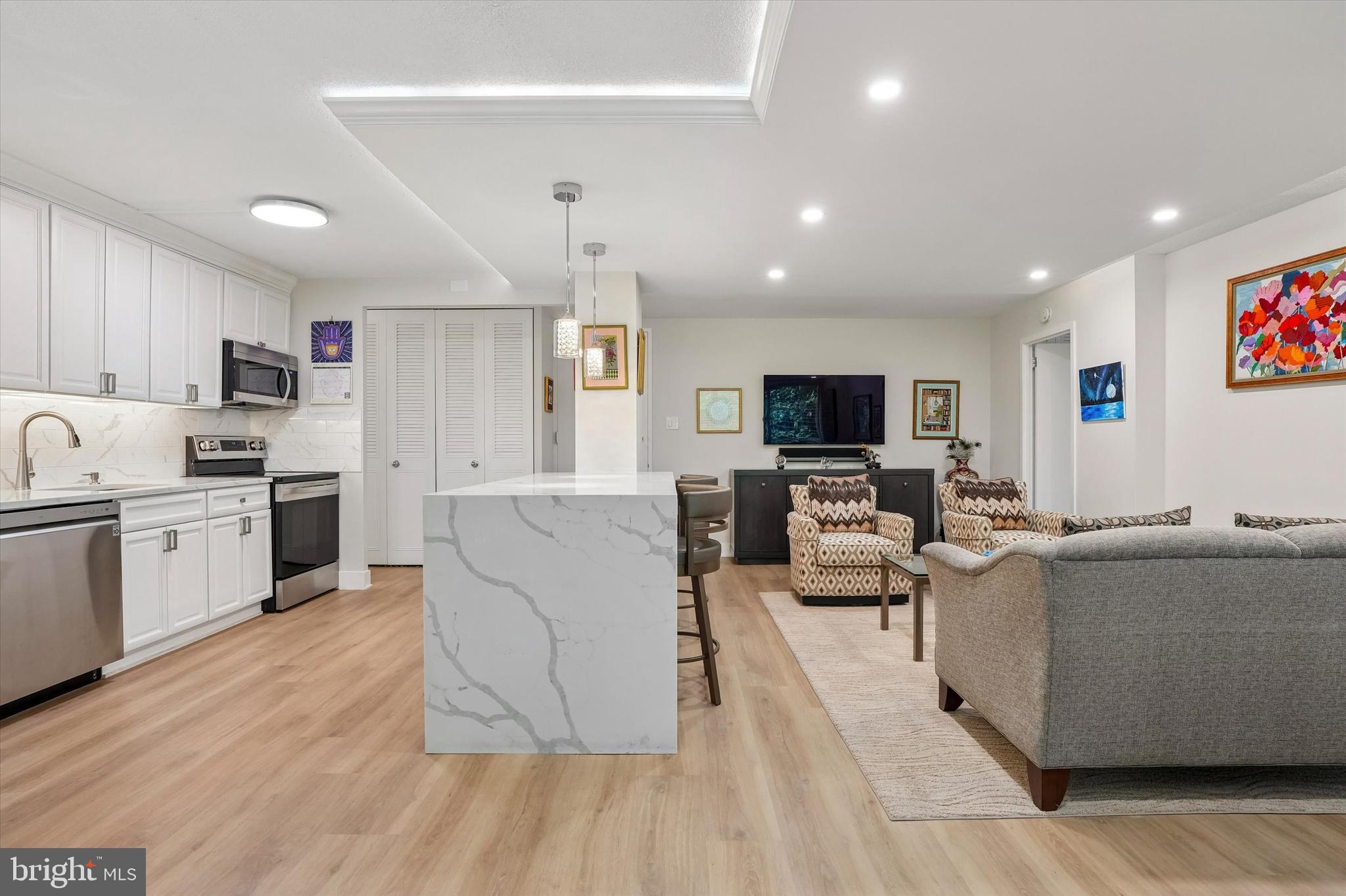 GREEN HILL - Residential