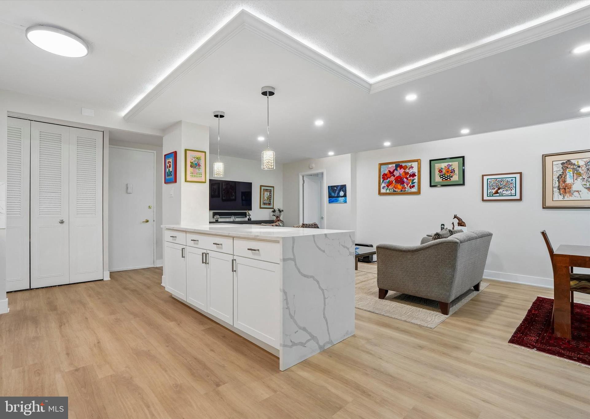 GREEN HILL - Residential