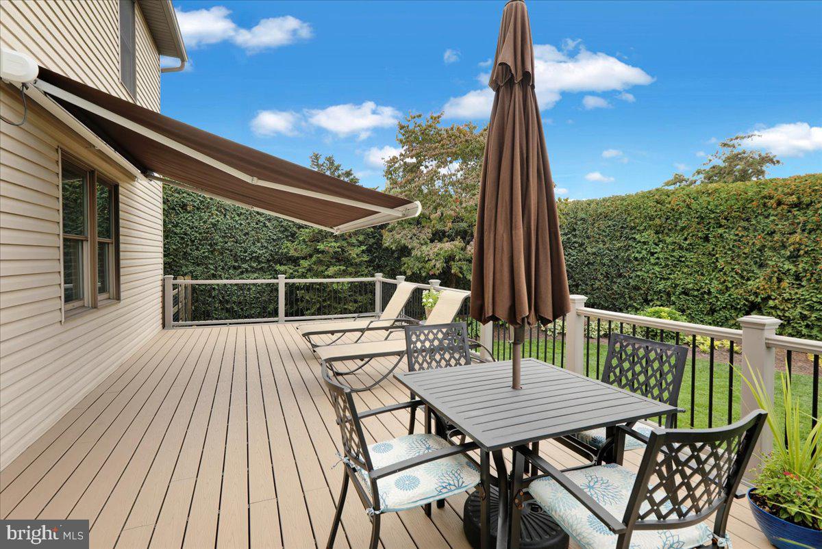 WHITFORD HILL - Residential