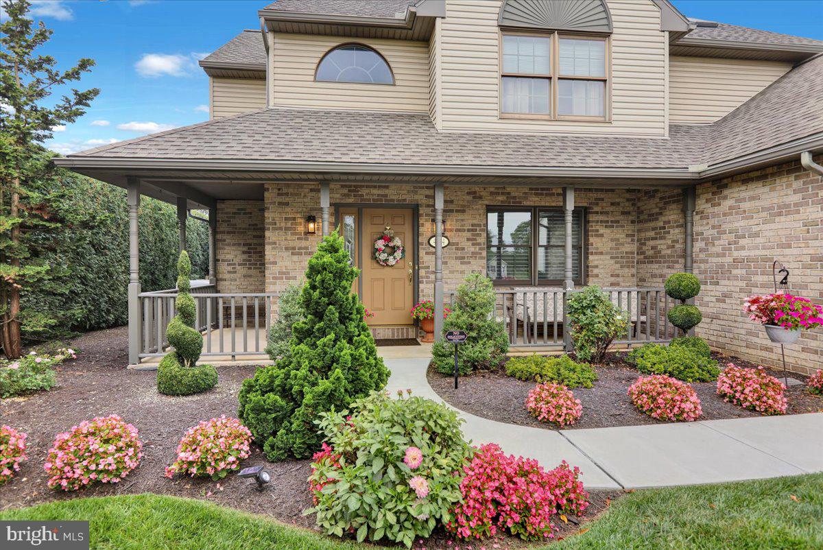 WHITFORD HILL - Residential
