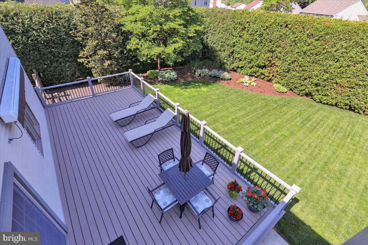 WHITFORD HILL - Residential