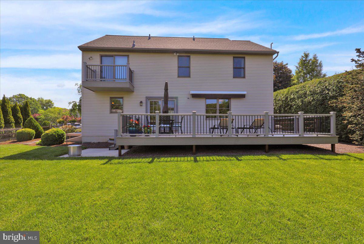 WHITFORD HILL - Residential