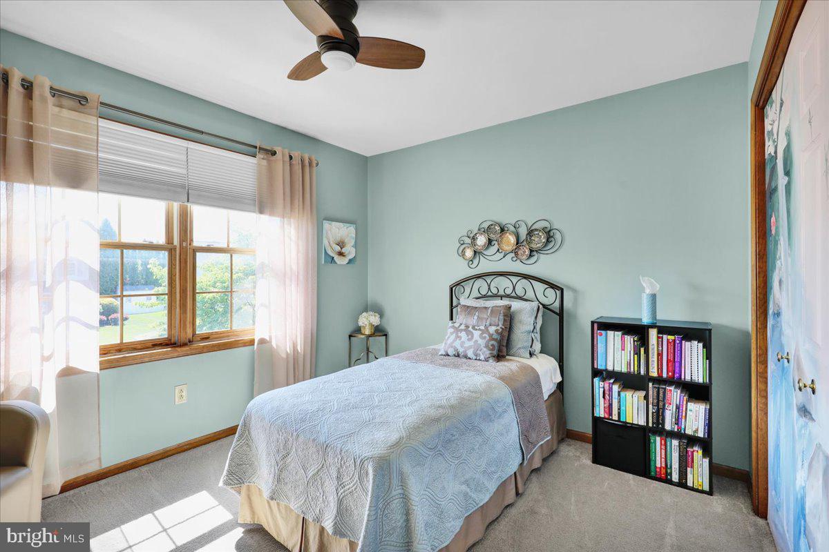 WHITFORD HILL - Residential