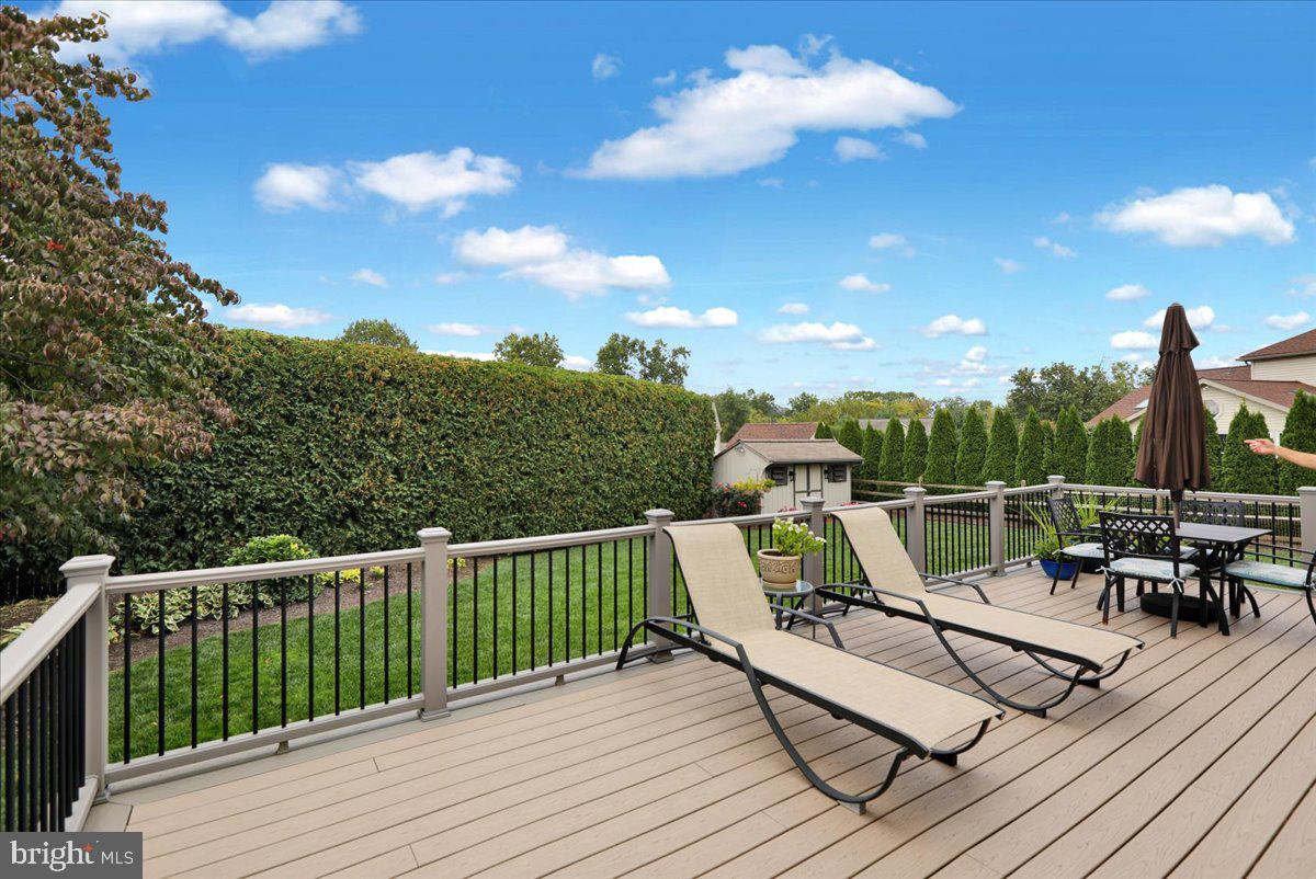 WHITFORD HILL - Residential