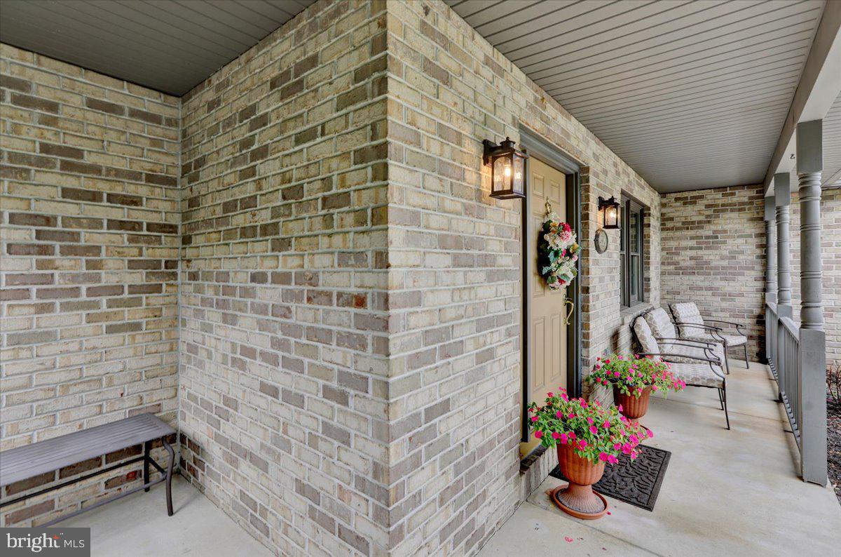 WHITFORD HILL - Residential