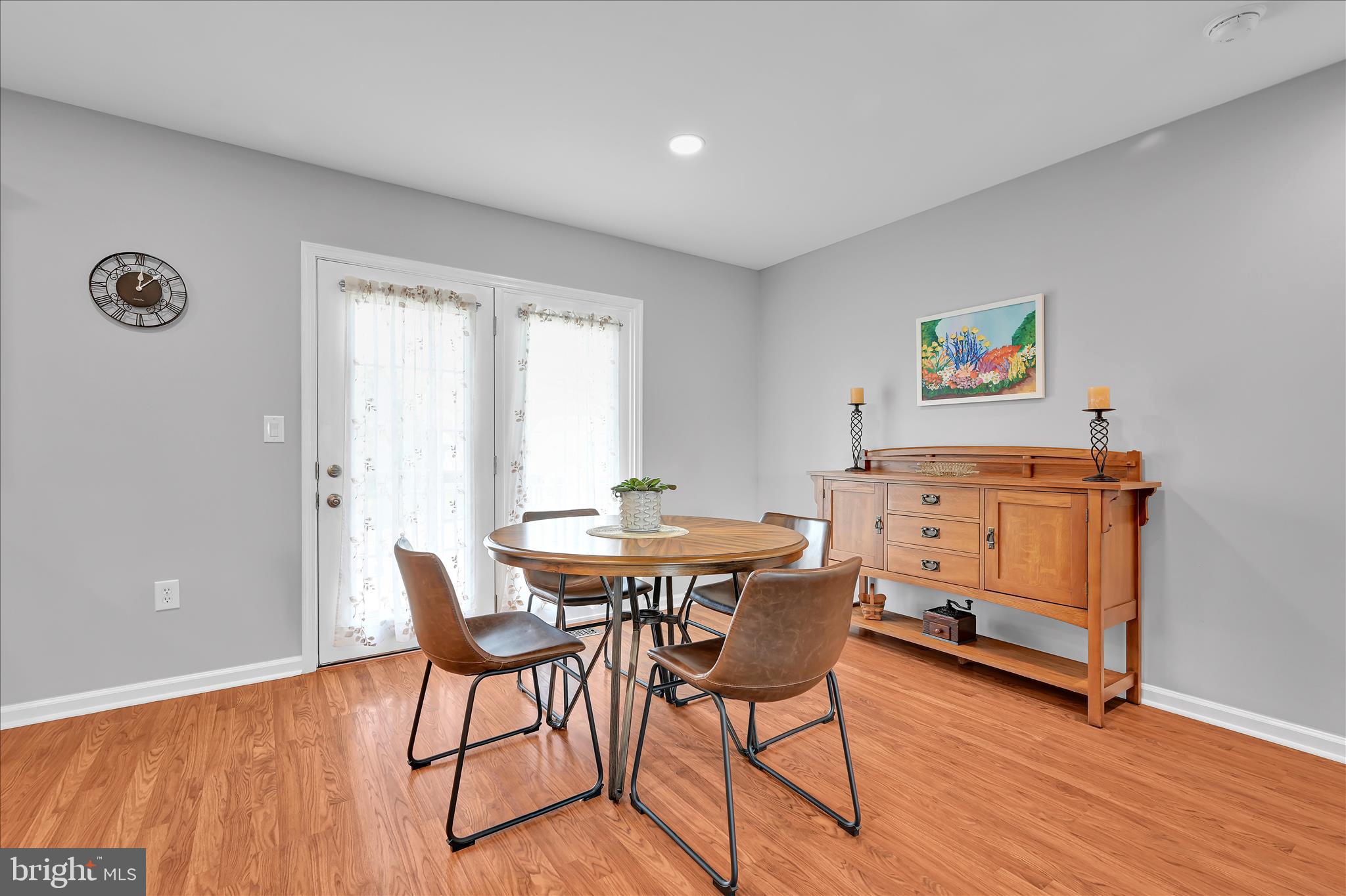 OAK HILLS - Residential
