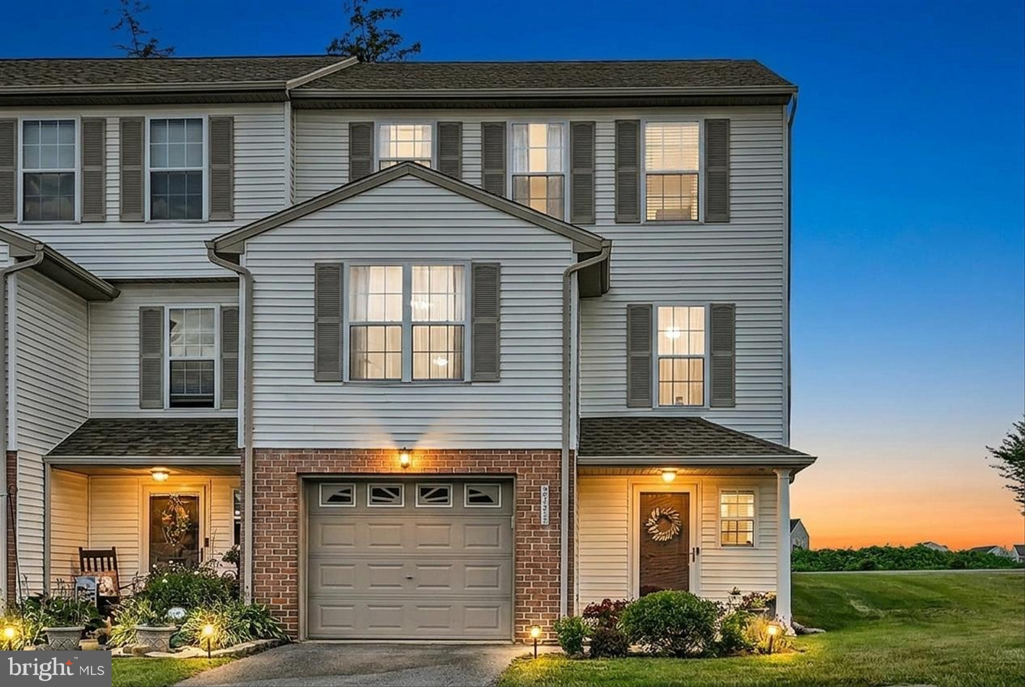 Meticulously maintained, desirable End Unit townhome in the Cornwall-Lebanon School District. Home has an amazing 3 full bathrooms throughout,  and an additional half-bath on the main level. Entry level has a large room with a full bathroom, providing additional flex space for an office, living room, or extra bedroom with an egress window. This townhome has it all -  space, low HOA fee, fee simple ownership, abundant side yard, and sits at the side of the neighborhood. A new roof (4/25) and 3 generously sized bedrooms on the upper level round out a comfortable, move-in-ready, contemporary living space! Schedule your appointment today to see this beauty!