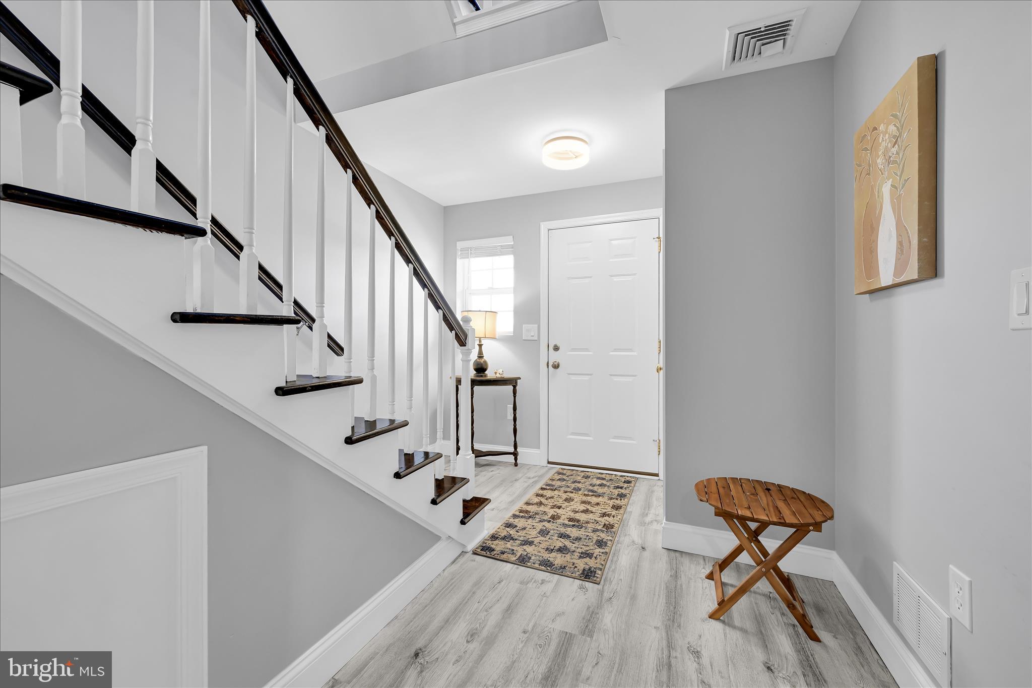 OAK HILLS - Residential