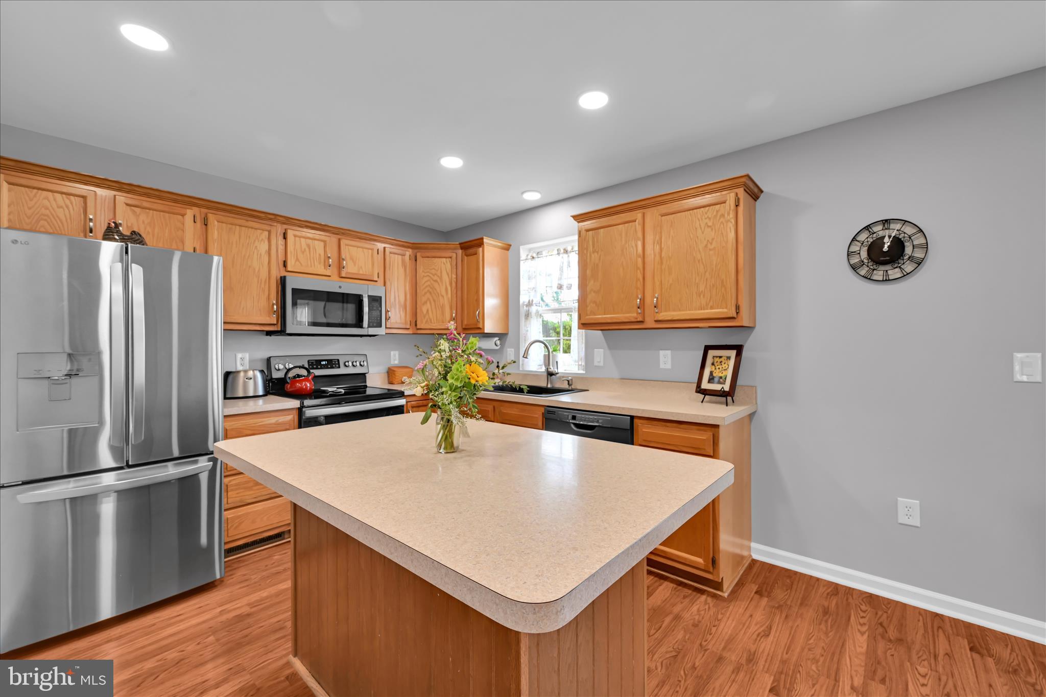 OAK HILLS - Residential