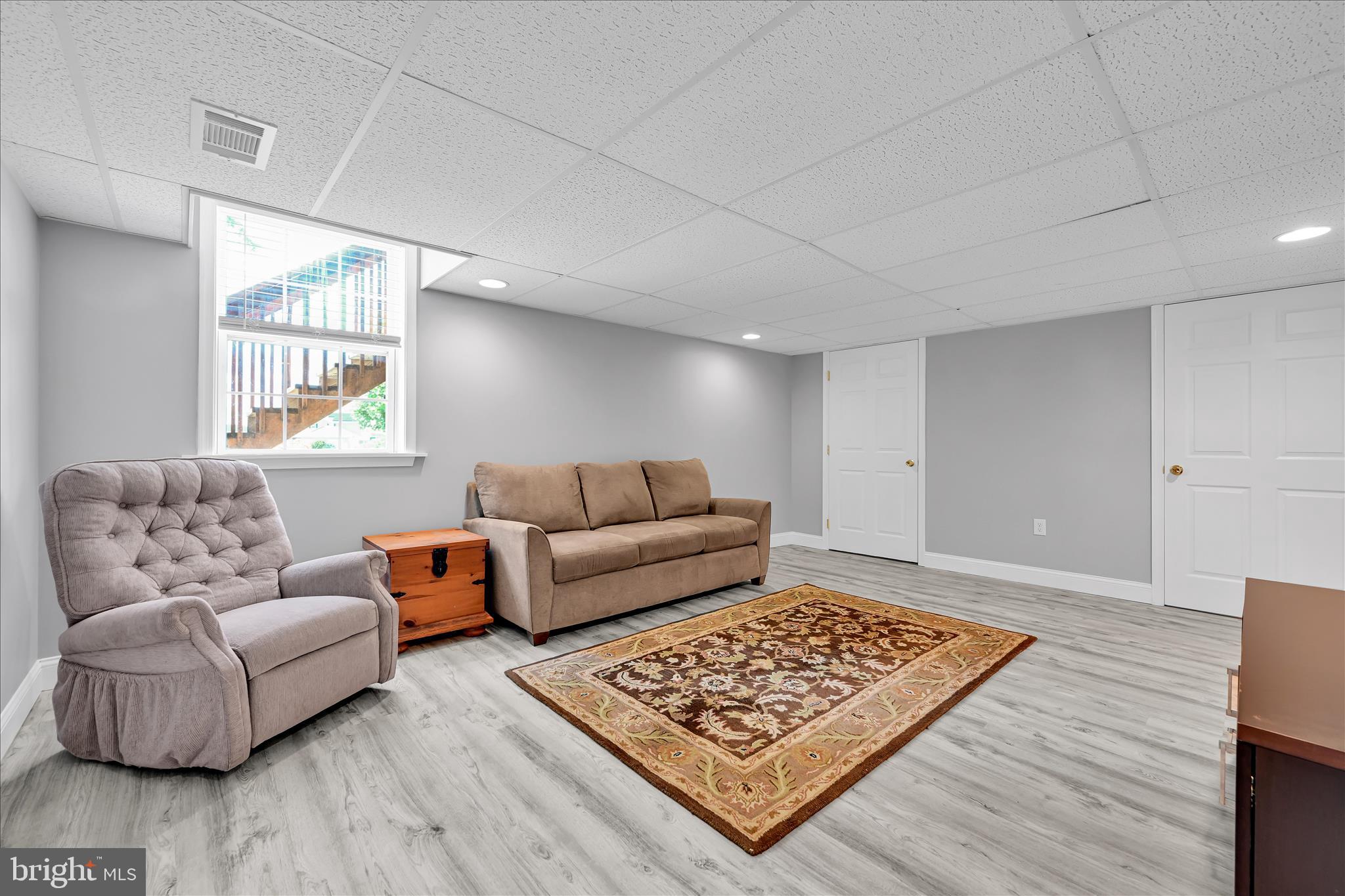 OAK HILLS - Residential
