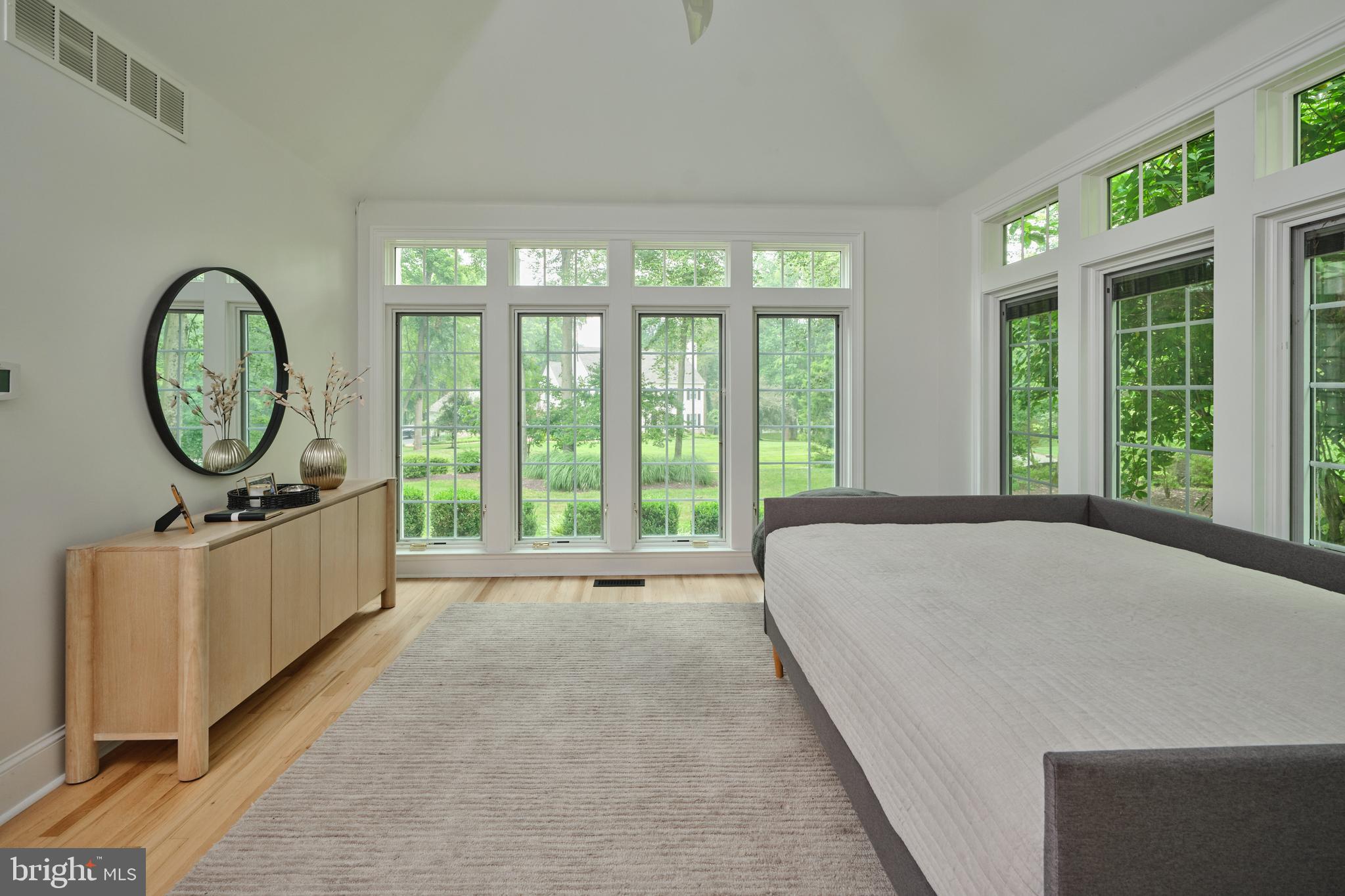 TIMBER KNOLL - Residential