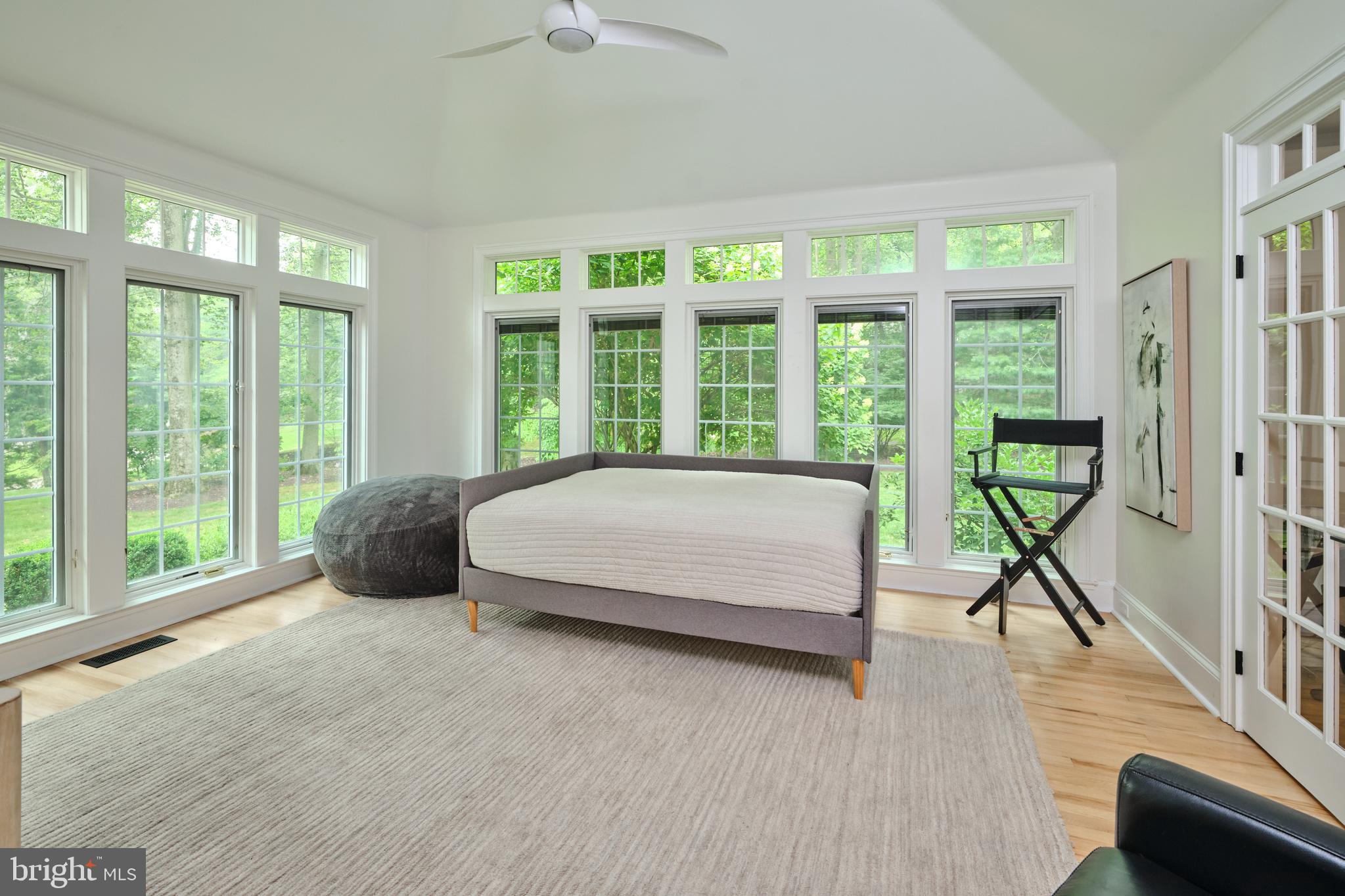TIMBER KNOLL - Residential