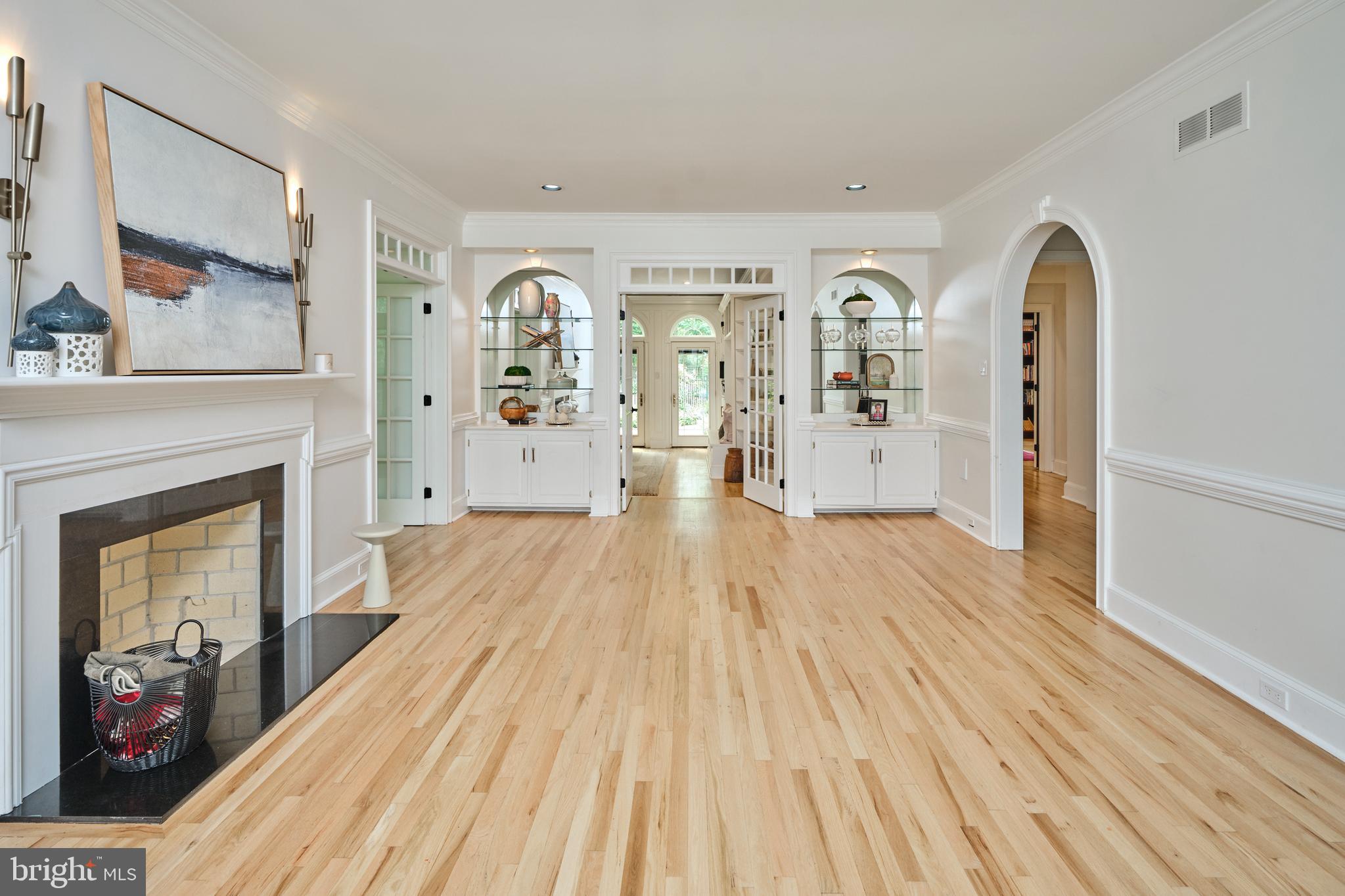 TIMBER KNOLL - Residential