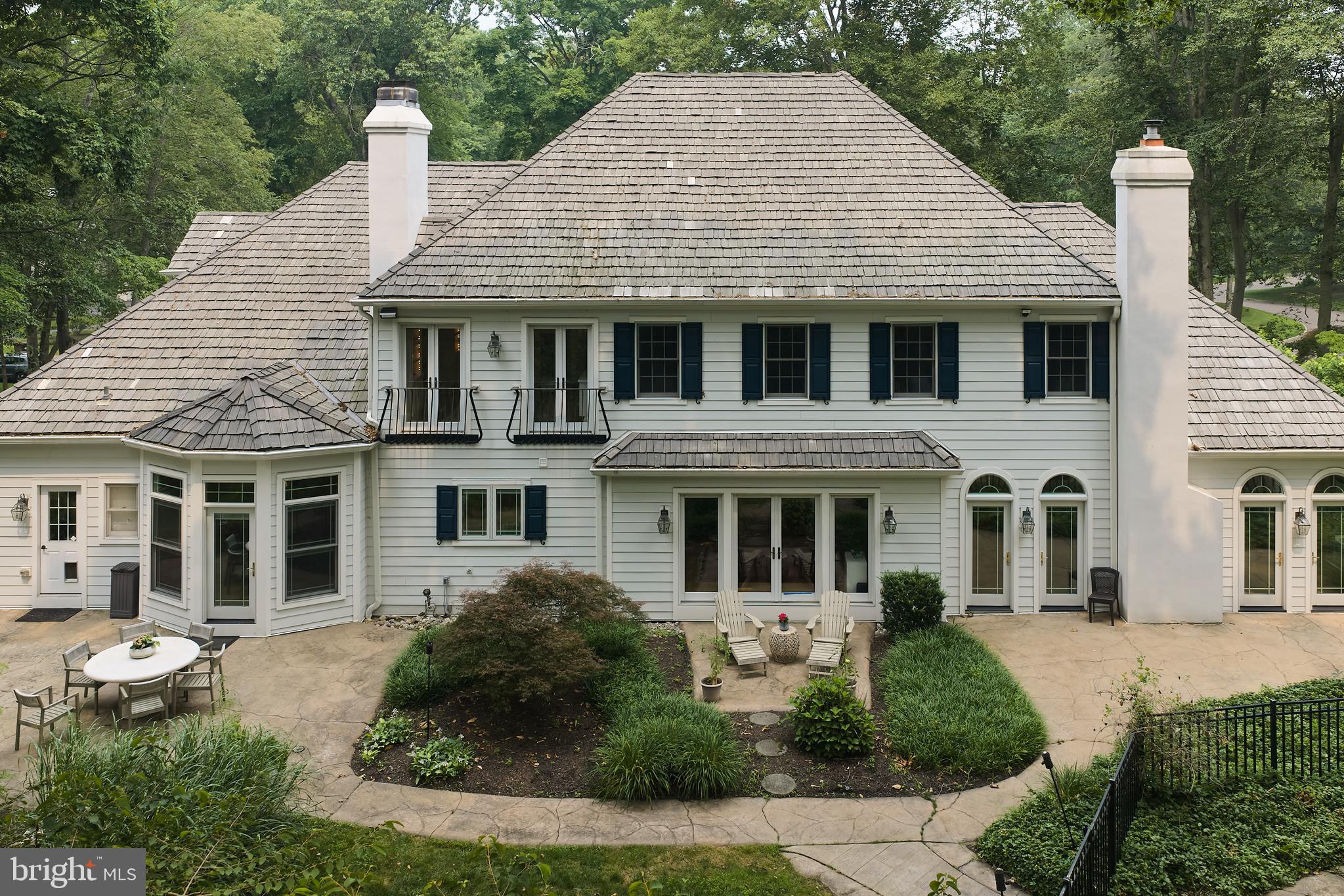 TIMBER KNOLL - Residential
