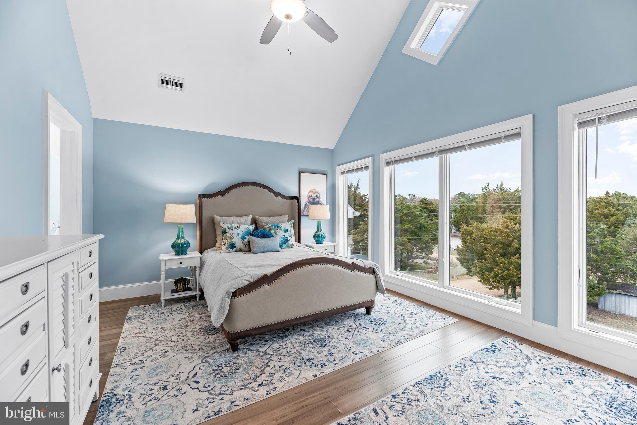 COVE POINT - Residential