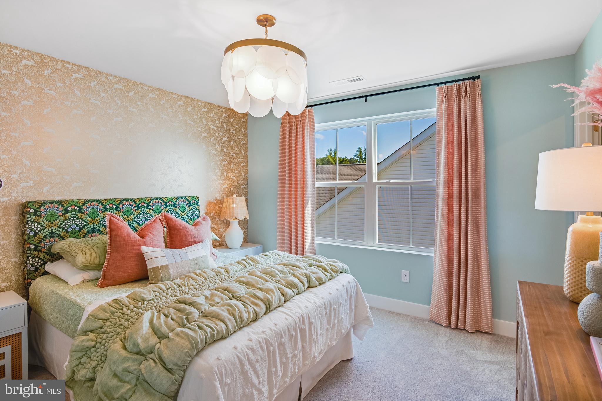ST. CHARLES - Residential