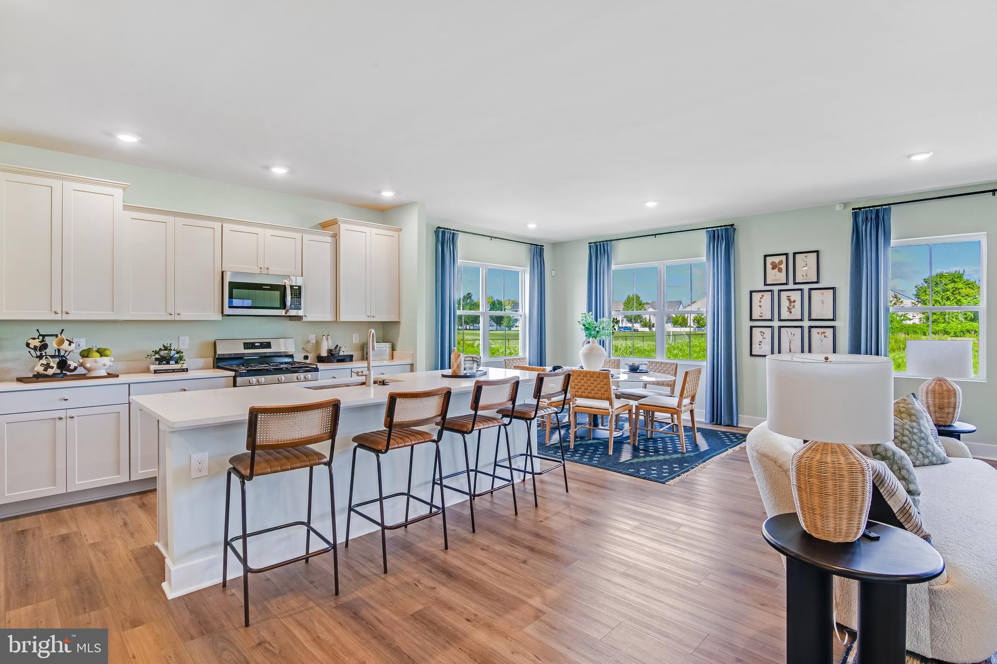 ST. CHARLES - Residential