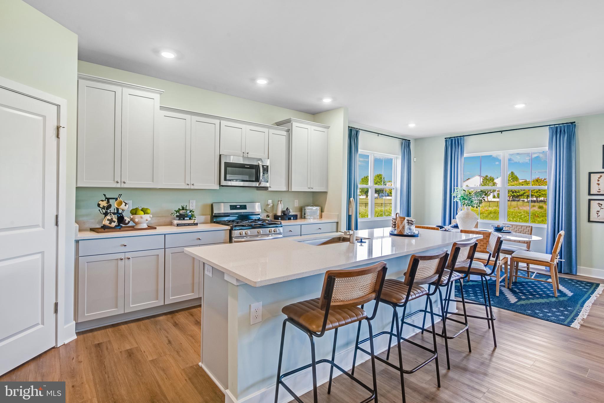 ST. CHARLES - Residential