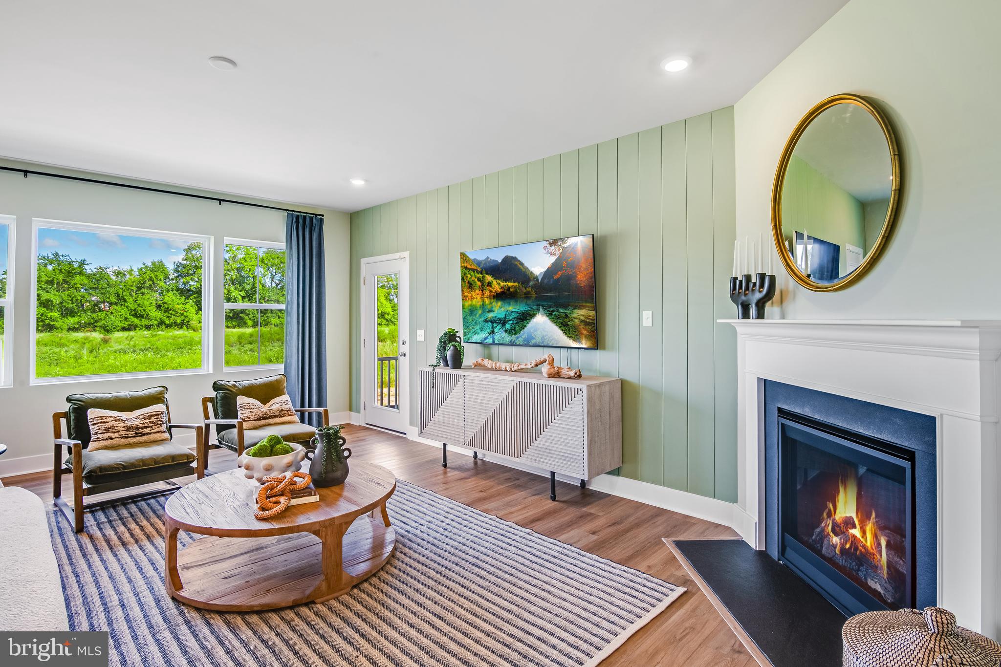 ST. CHARLES - Residential