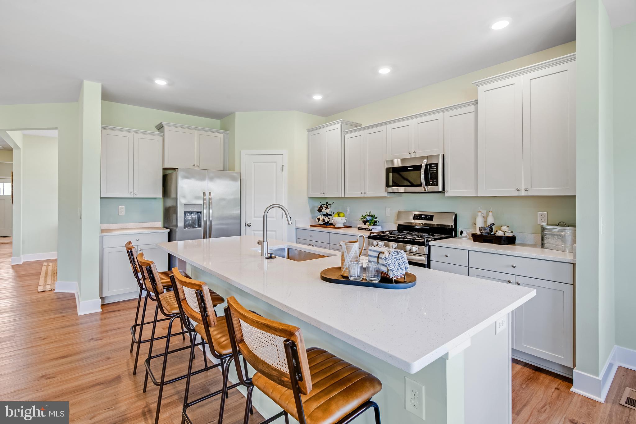 ST. CHARLES - Residential