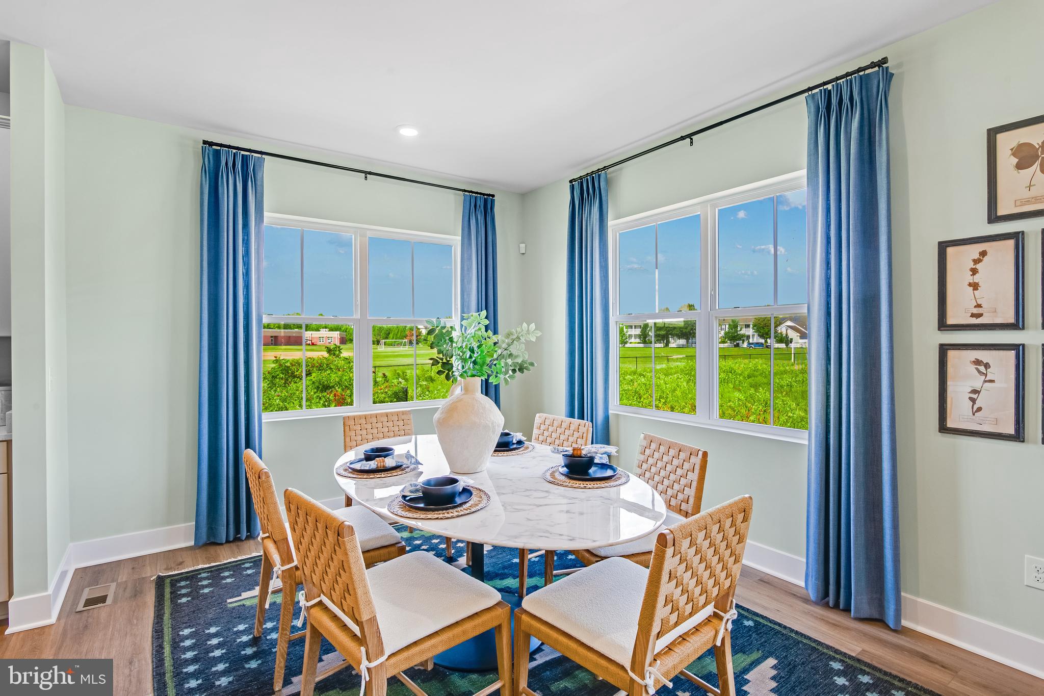 ST. CHARLES - Residential