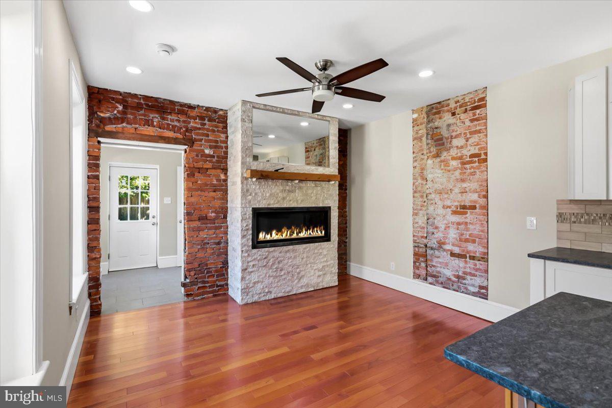 MANAYUNK - Residential