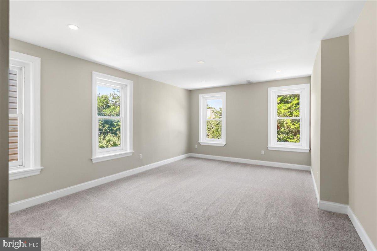MANAYUNK - Residential