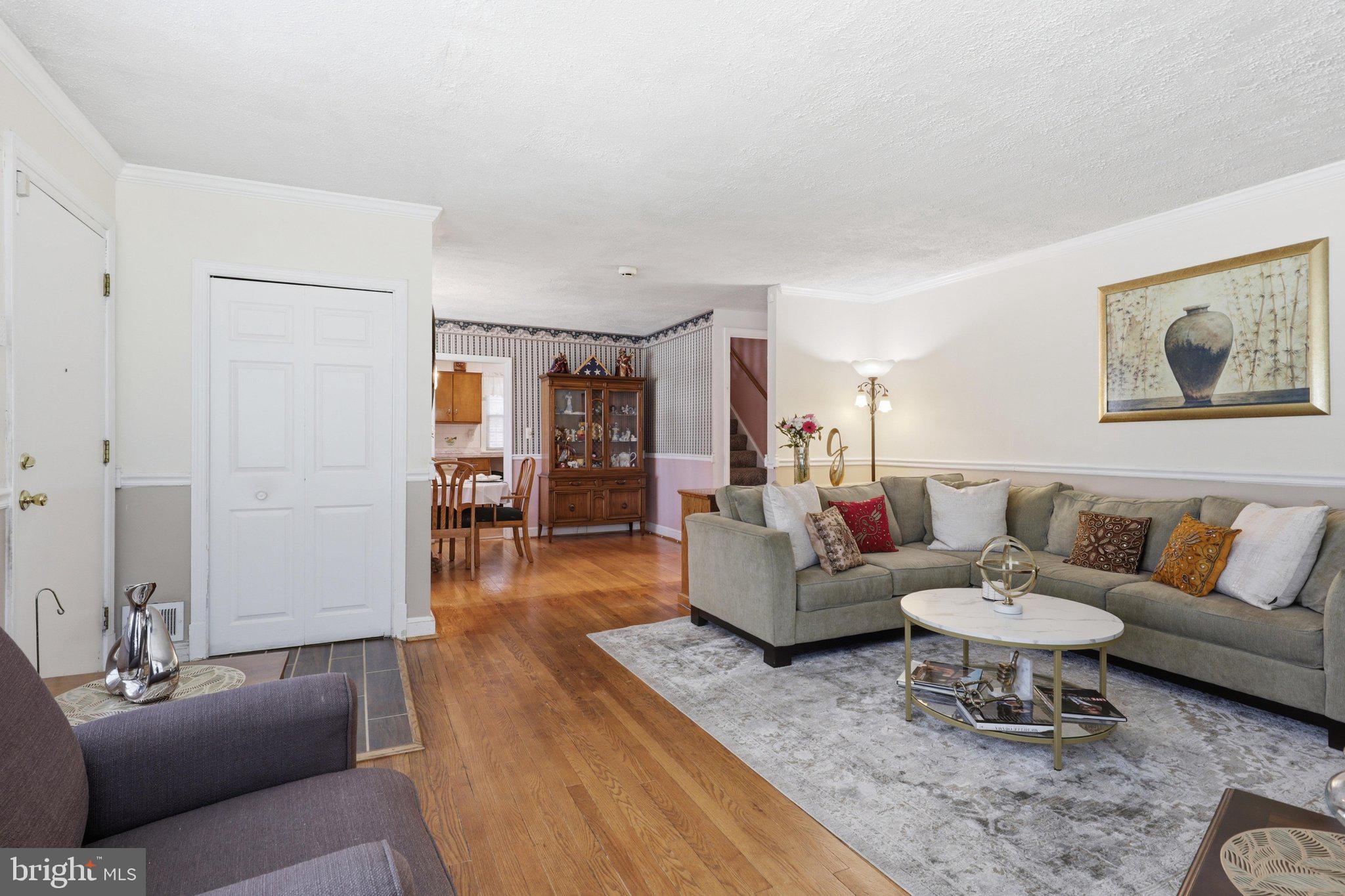JOHNSONS HILL - Residential