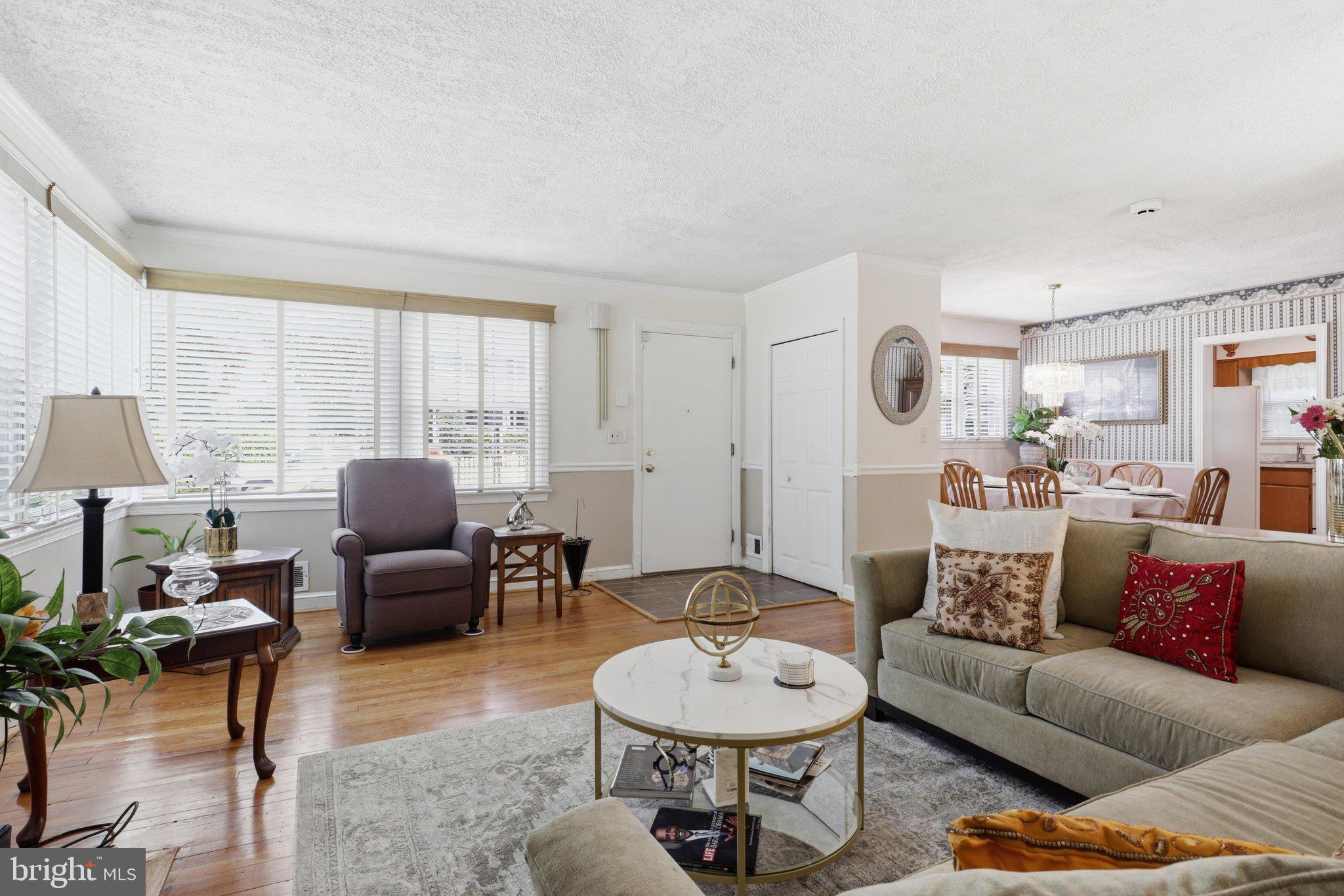 JOHNSONS HILL - Residential