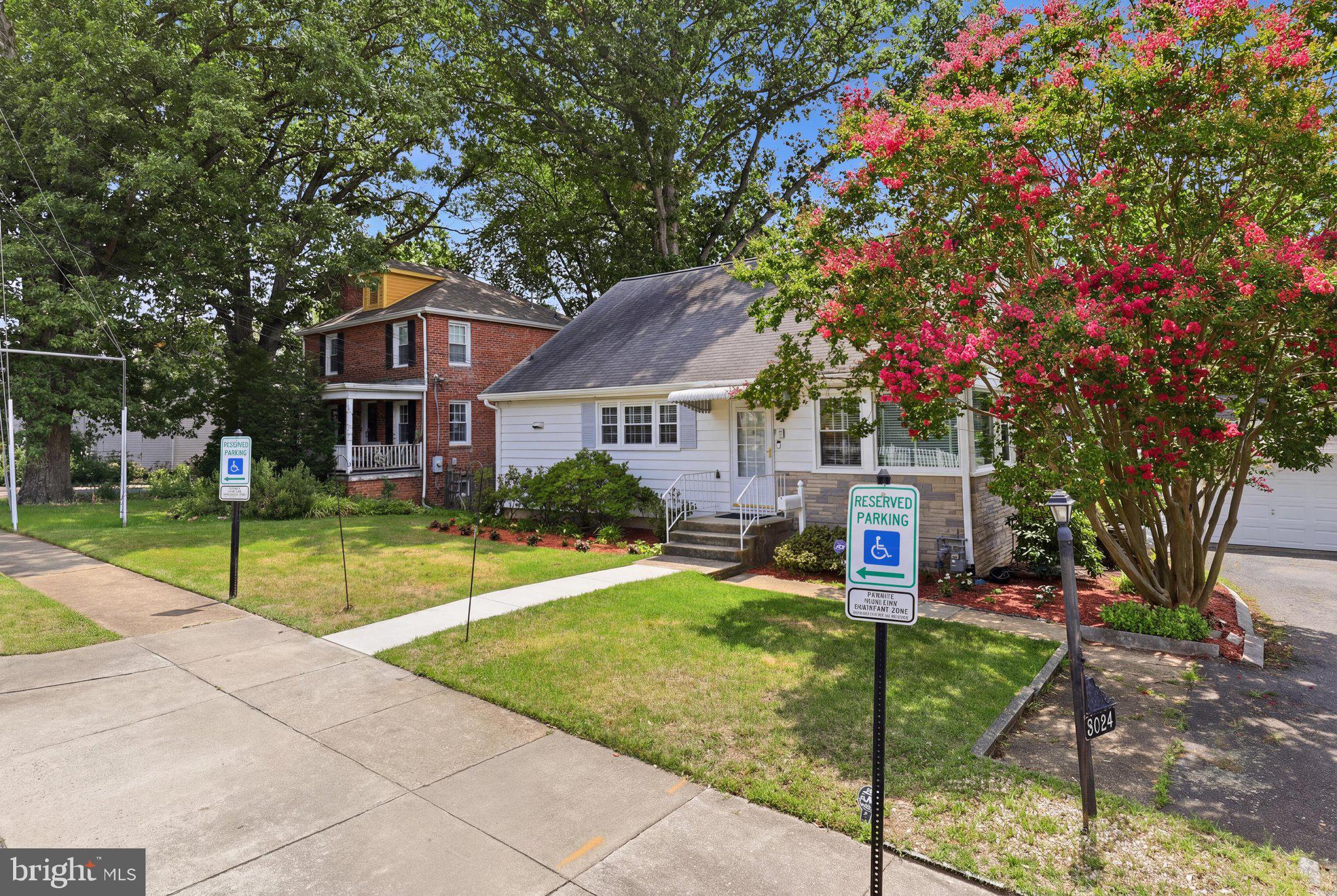 JOHNSONS HILL - Residential