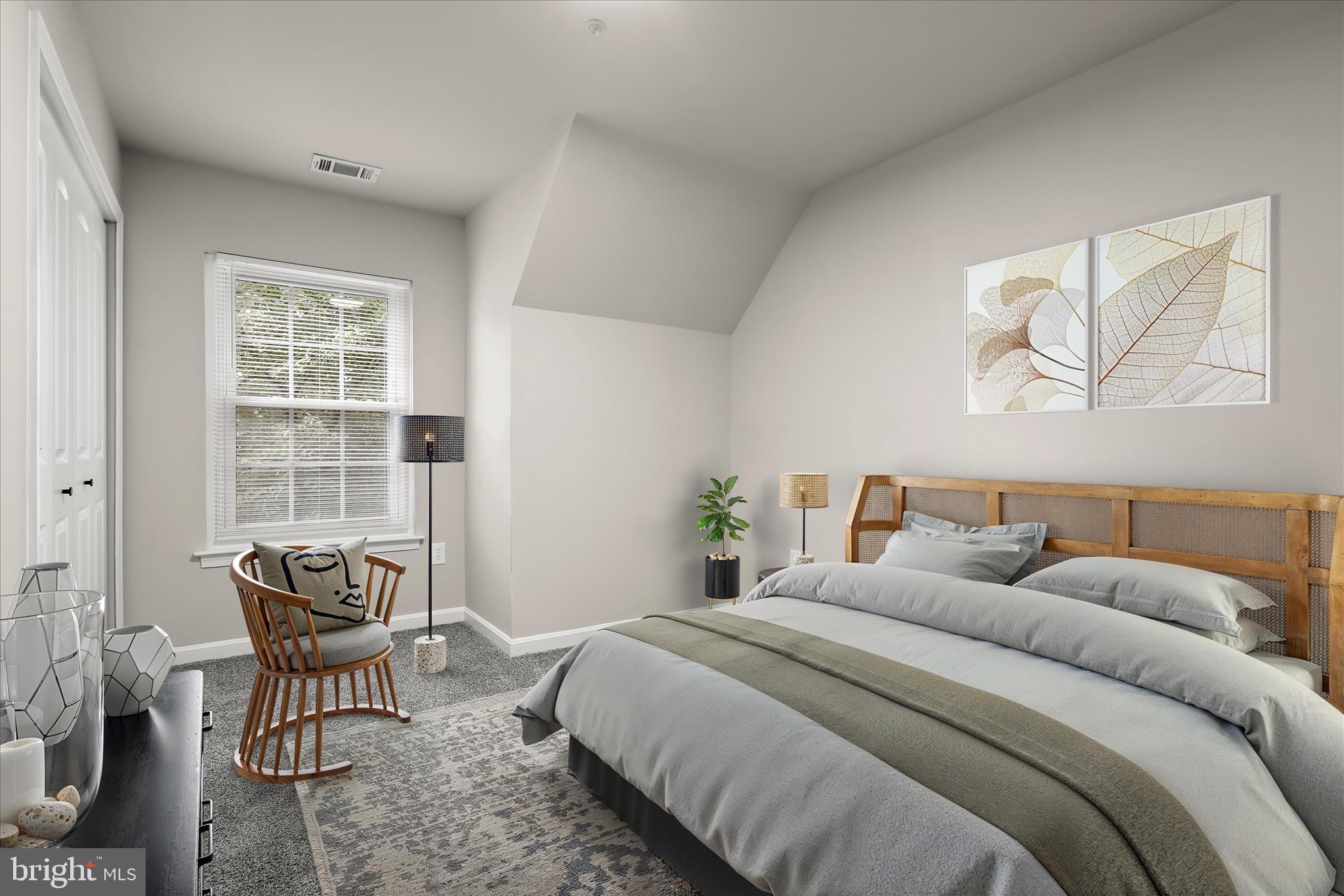 OAK LEAF VILLAS - Residential