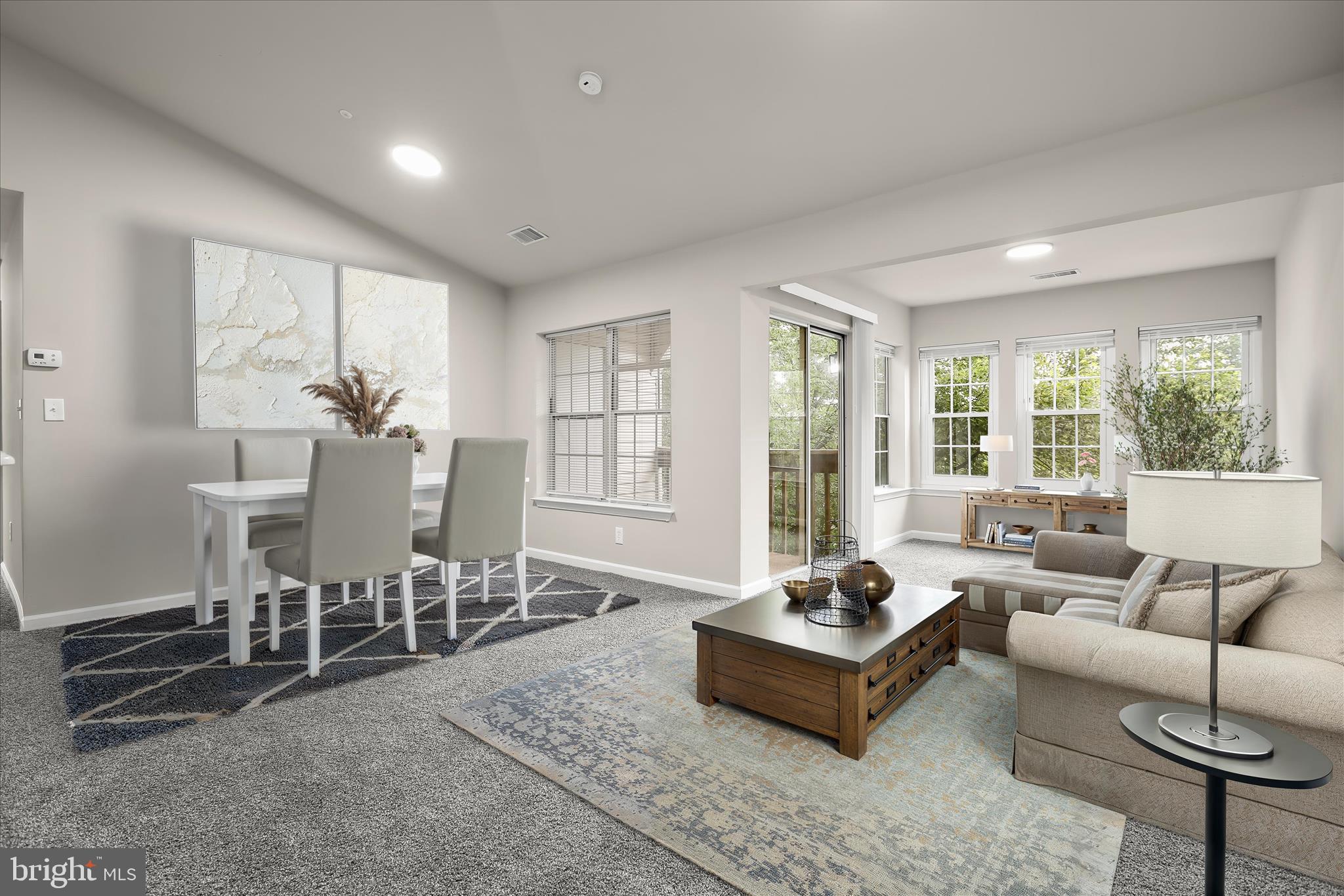 OAK LEAF VILLAS - Residential