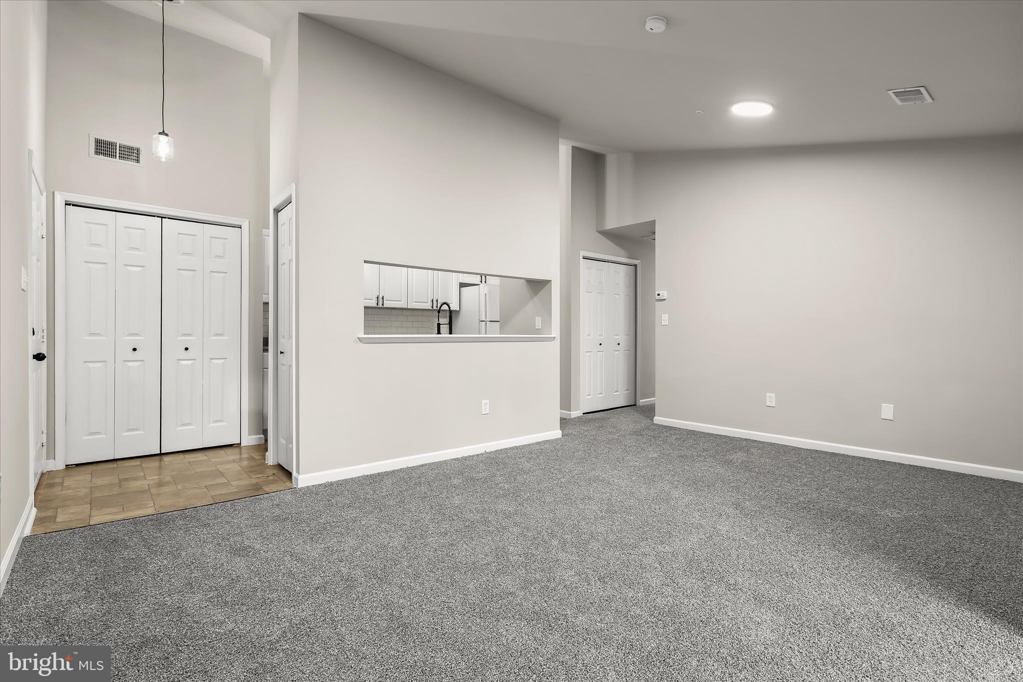 OAK LEAF VILLAS - Residential