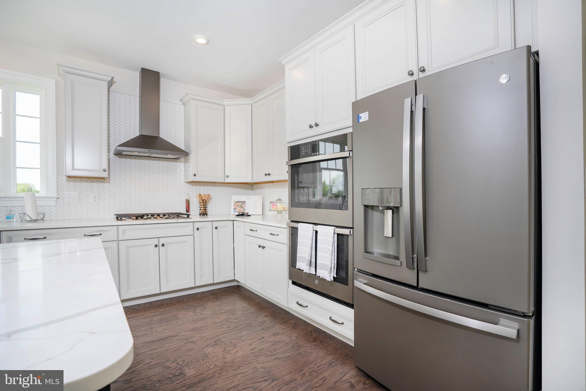 HIGHLANDS AT BACK CREEK - Residential
