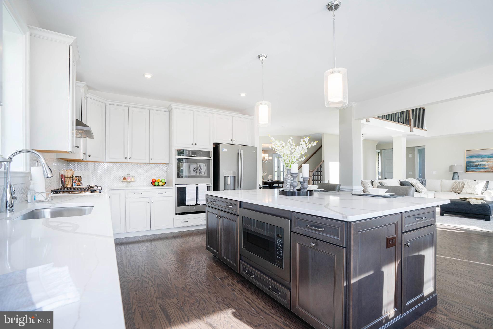 HIGHLANDS AT BACK CREEK - Residential