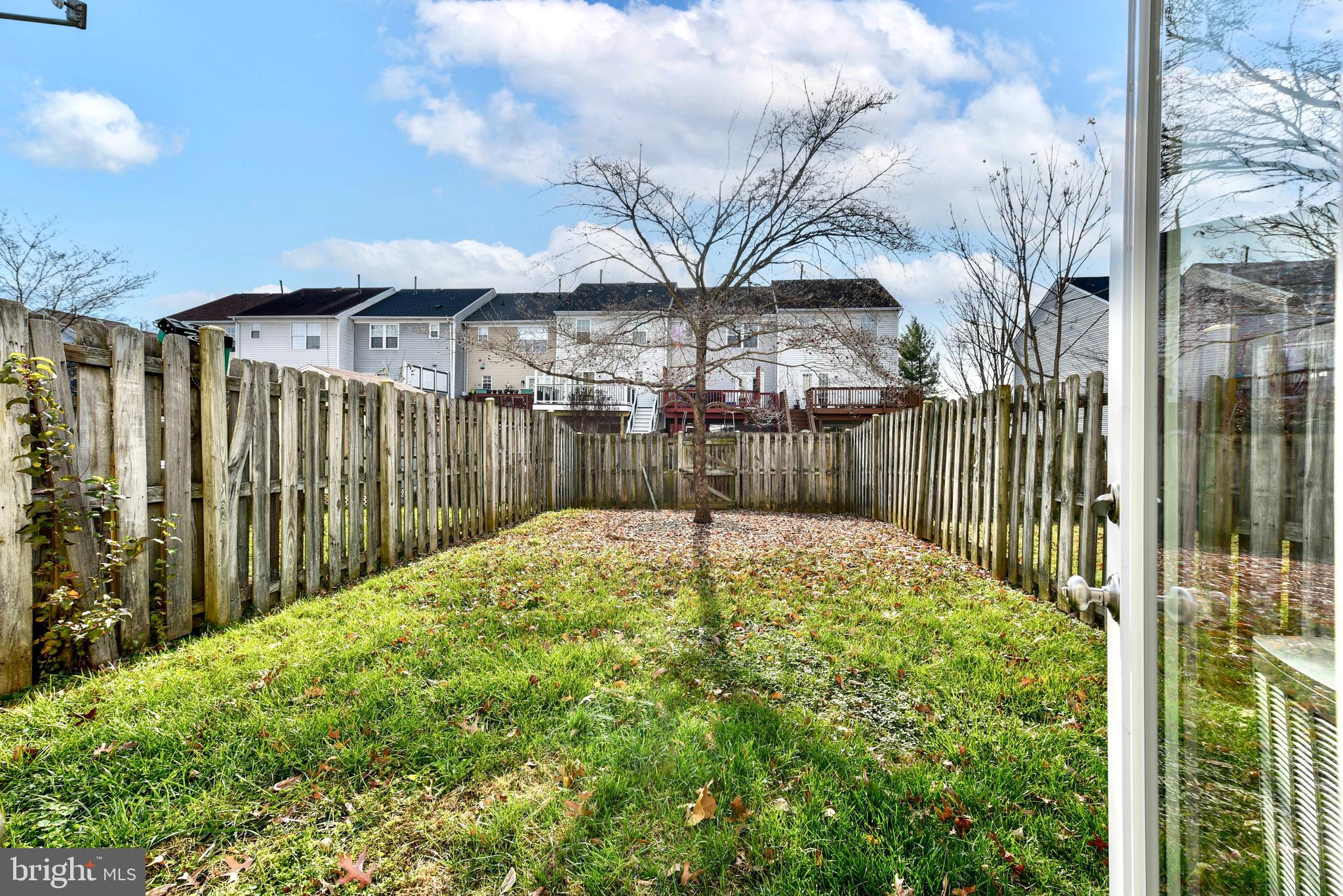 EXETER - Residential Lease
