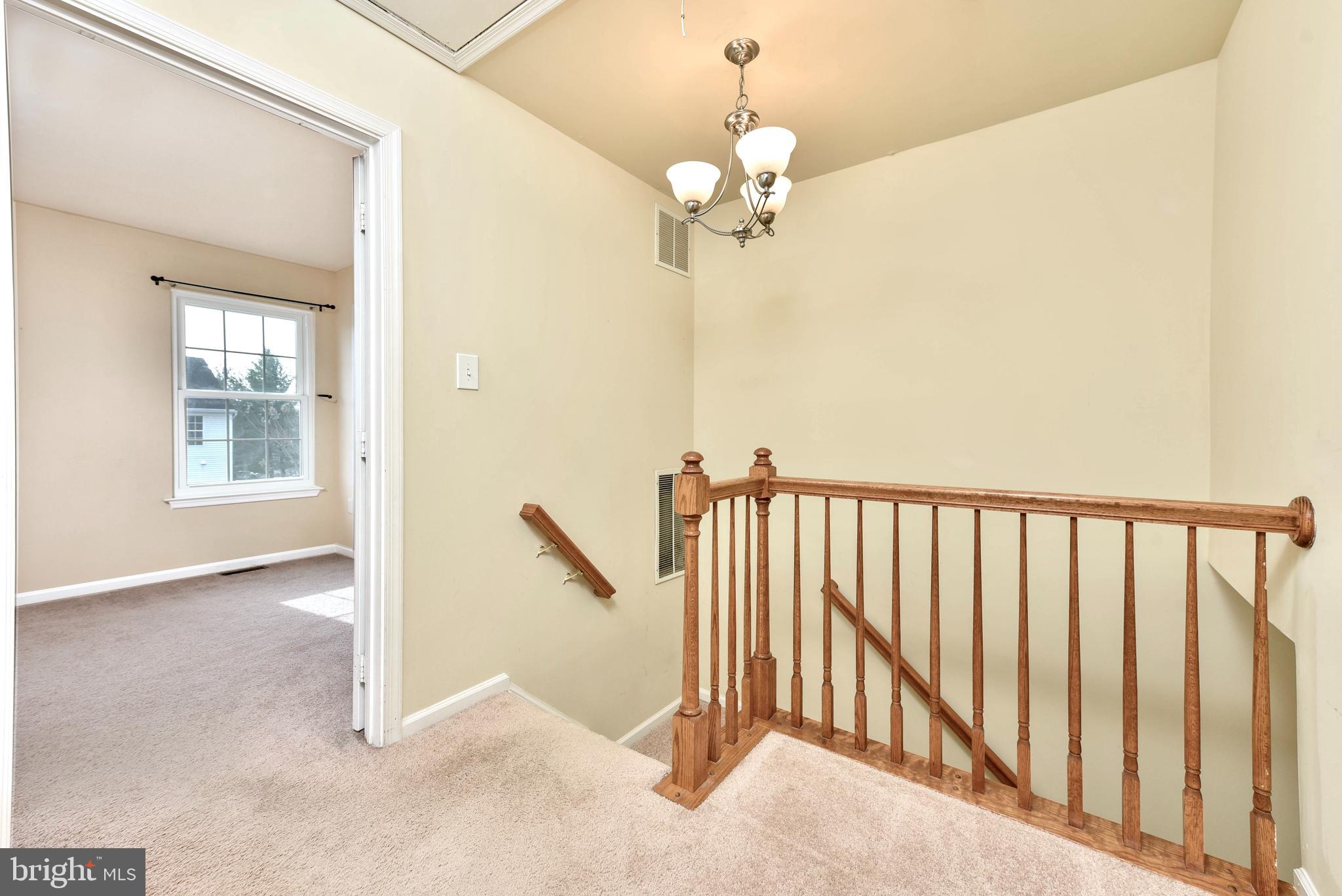 EXETER - Residential Lease